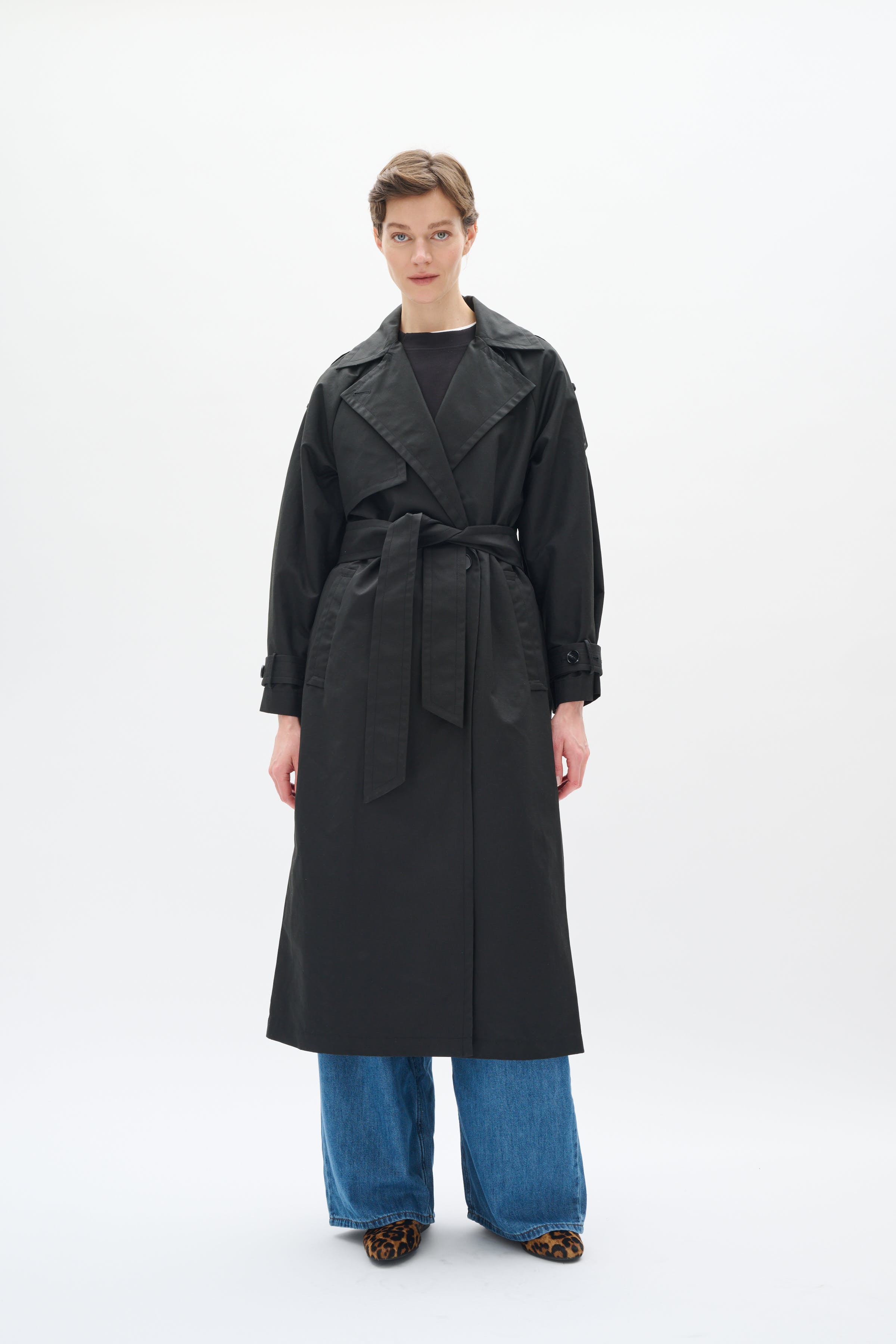 ToiniIW Jas LOOKBOOK FRONT 30109027-194008