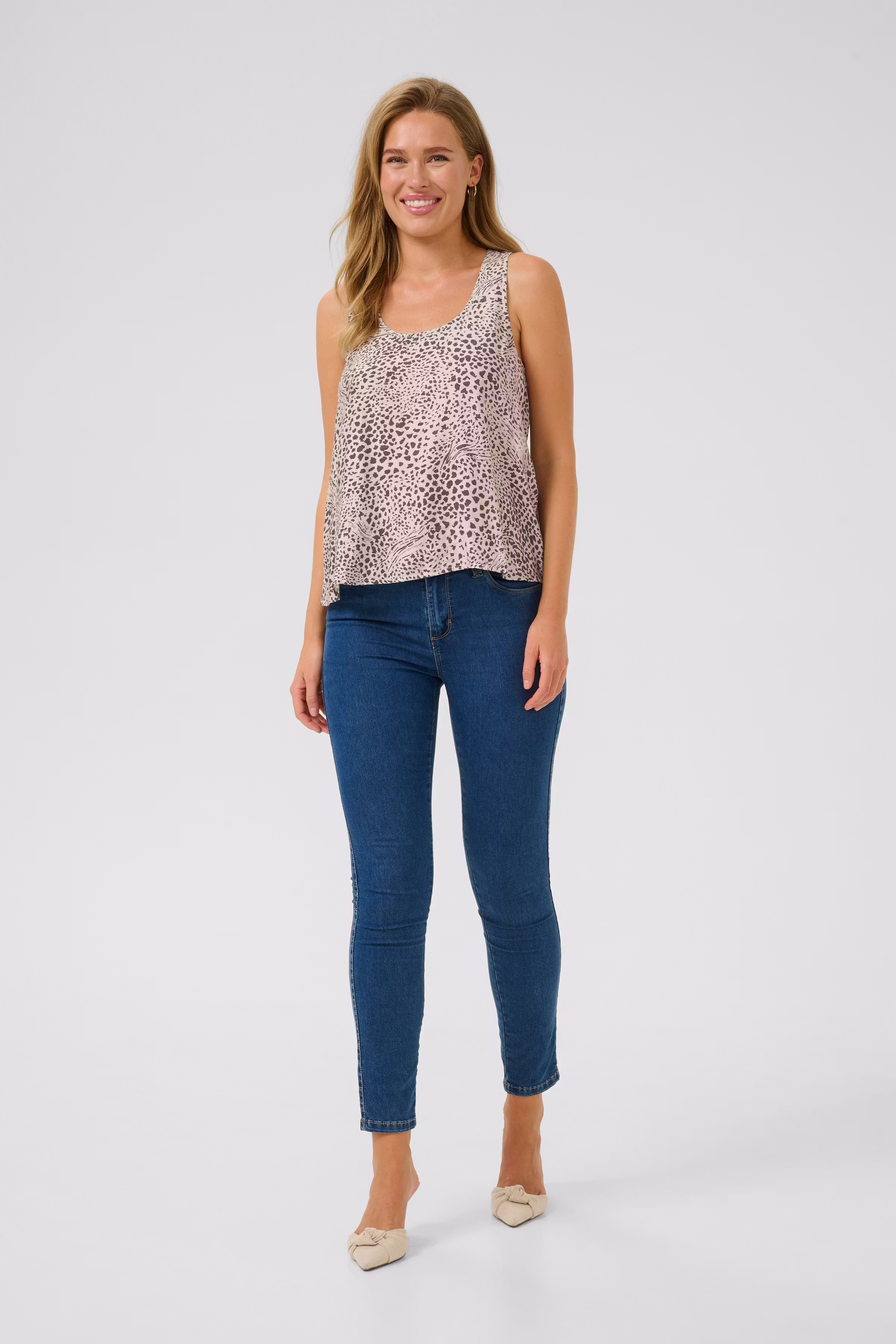 KAdebra Bluse LOOKBOOK FRONT 10510022-107403