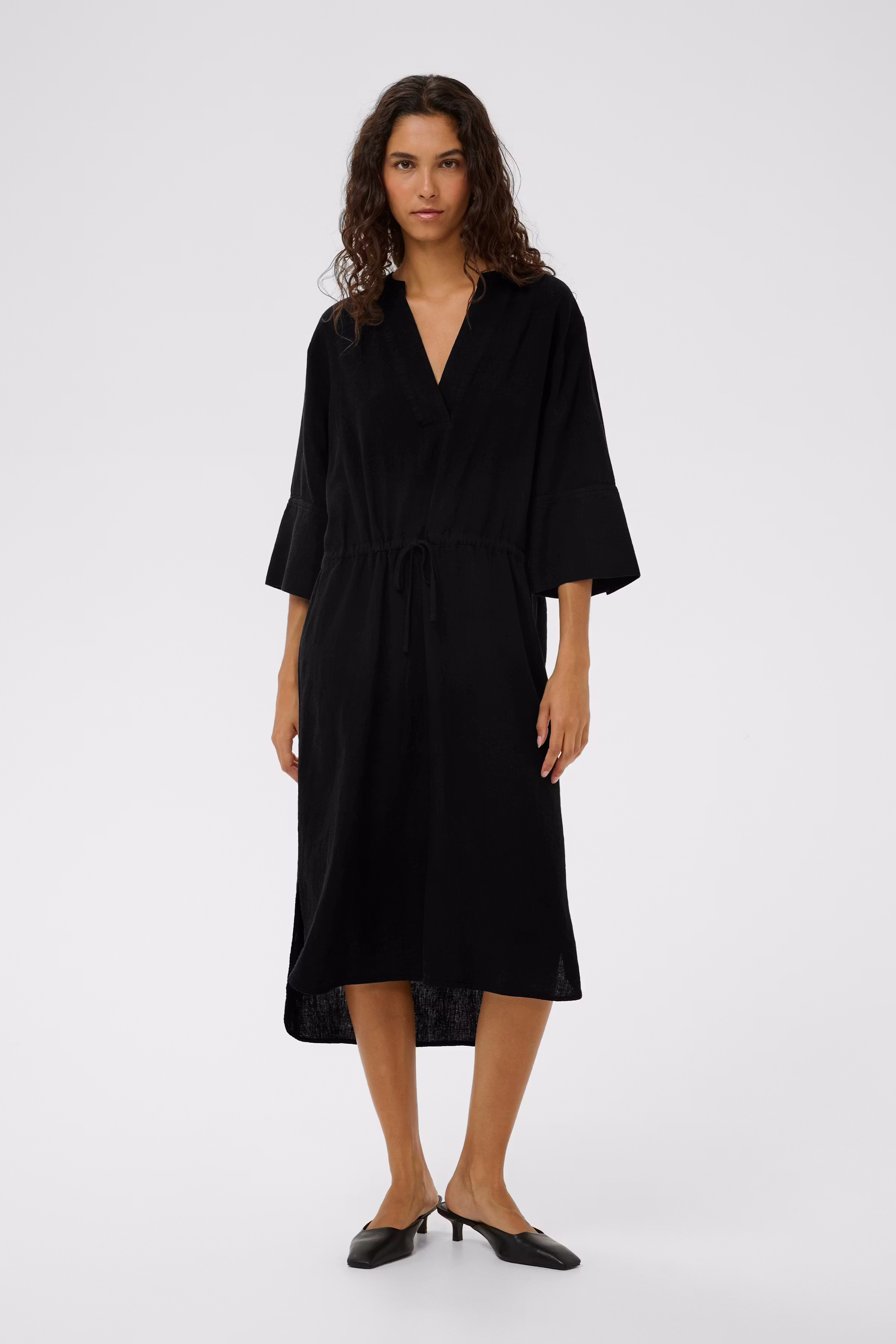 SLAria Kjole LOOKBOOK FRONT 30409128-194008