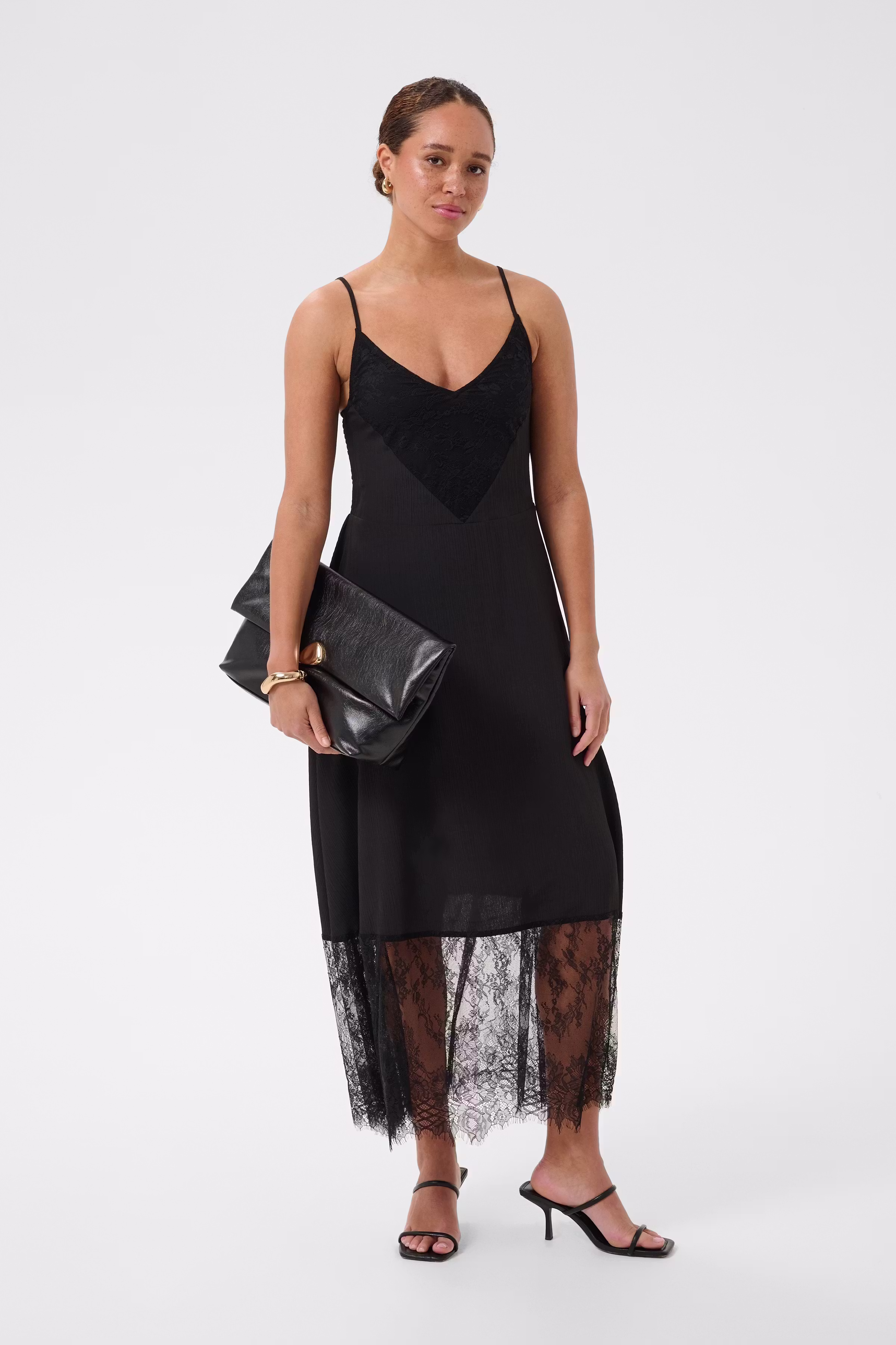 KAgala Dress LOOKBOOK FRONT 10512100-100121