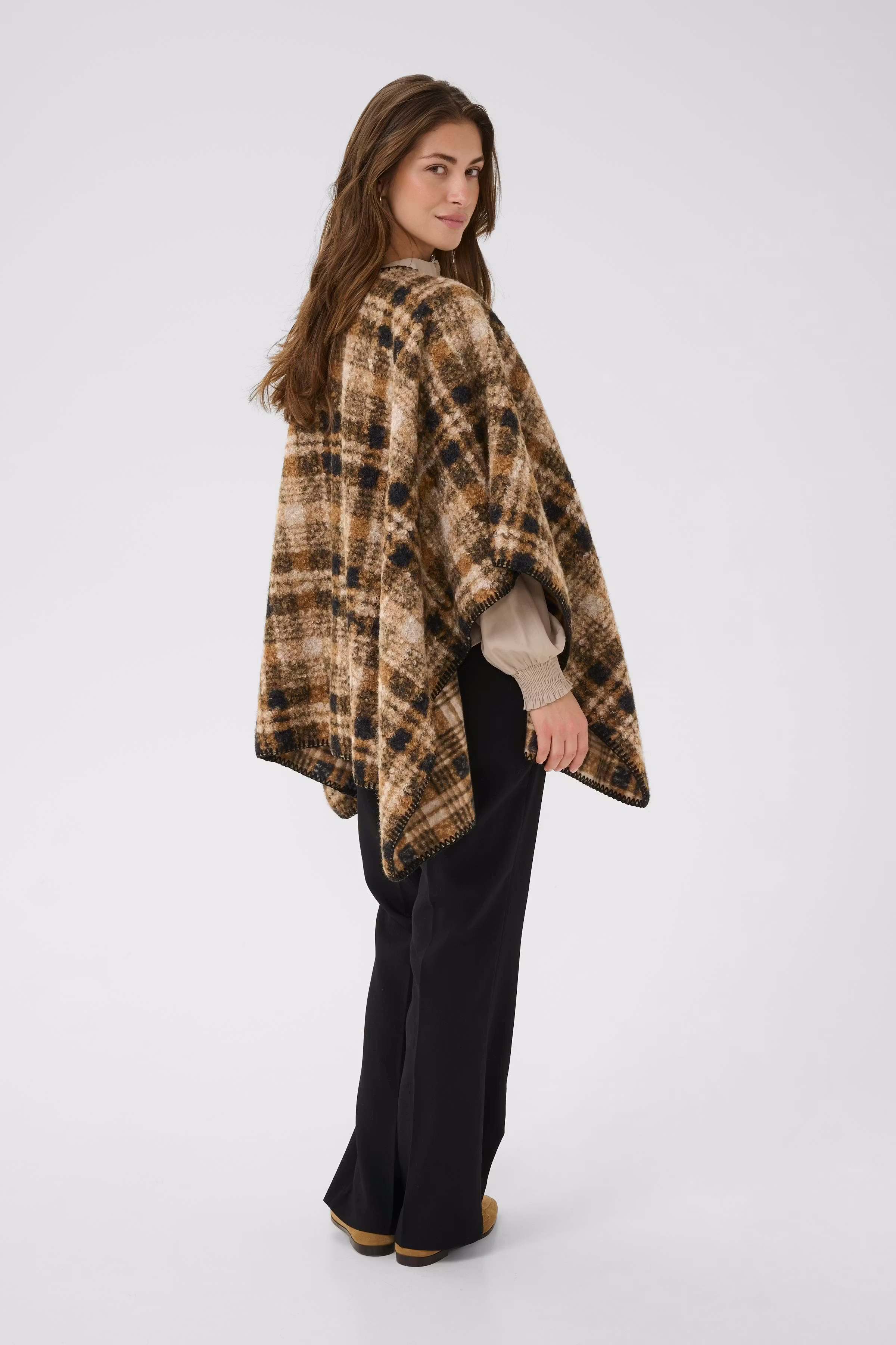 CROms Cape LOOKBOOK BACK 10614518-108630