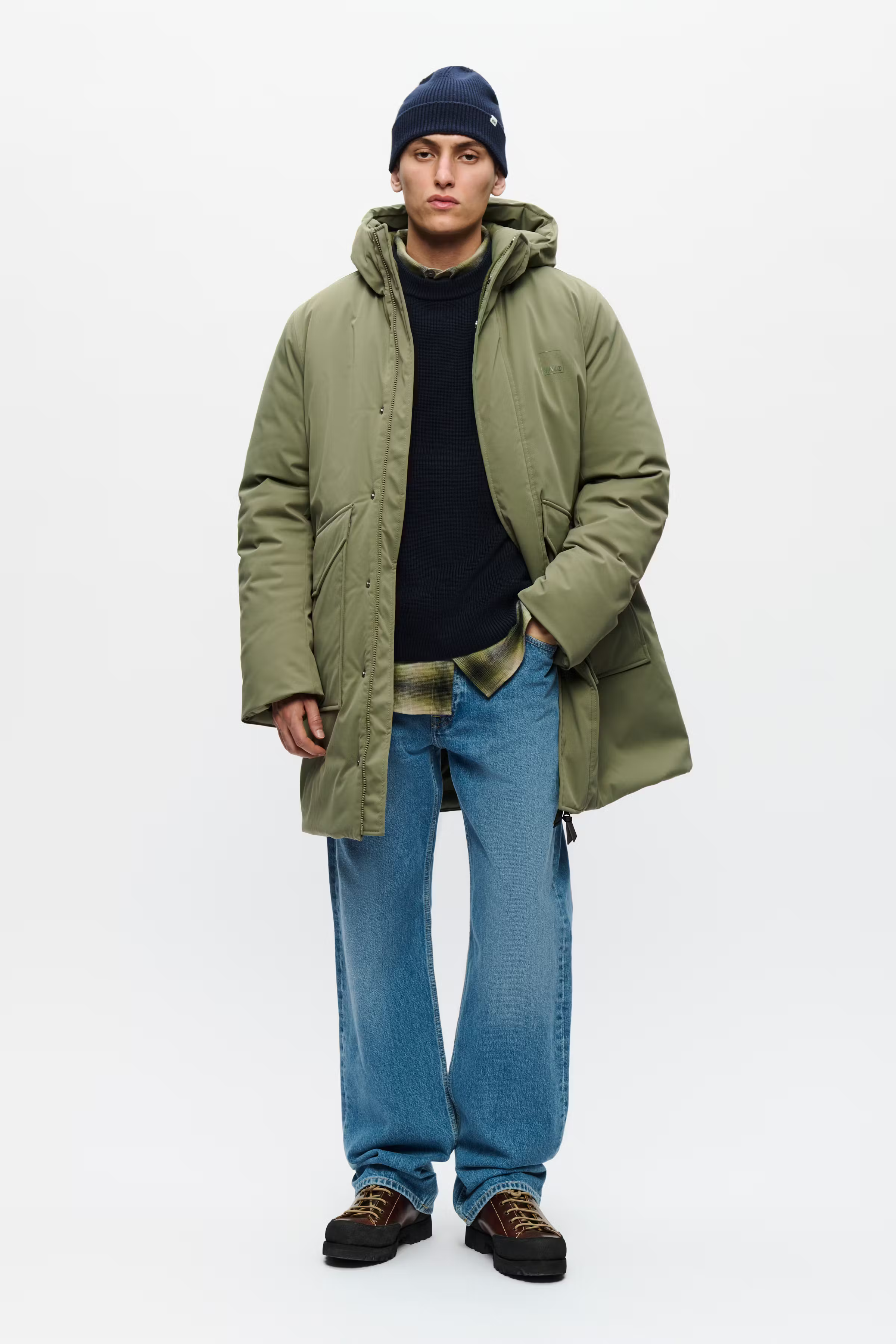 WWHanes Coat LOOKBOOK FRONT 30251652-180312