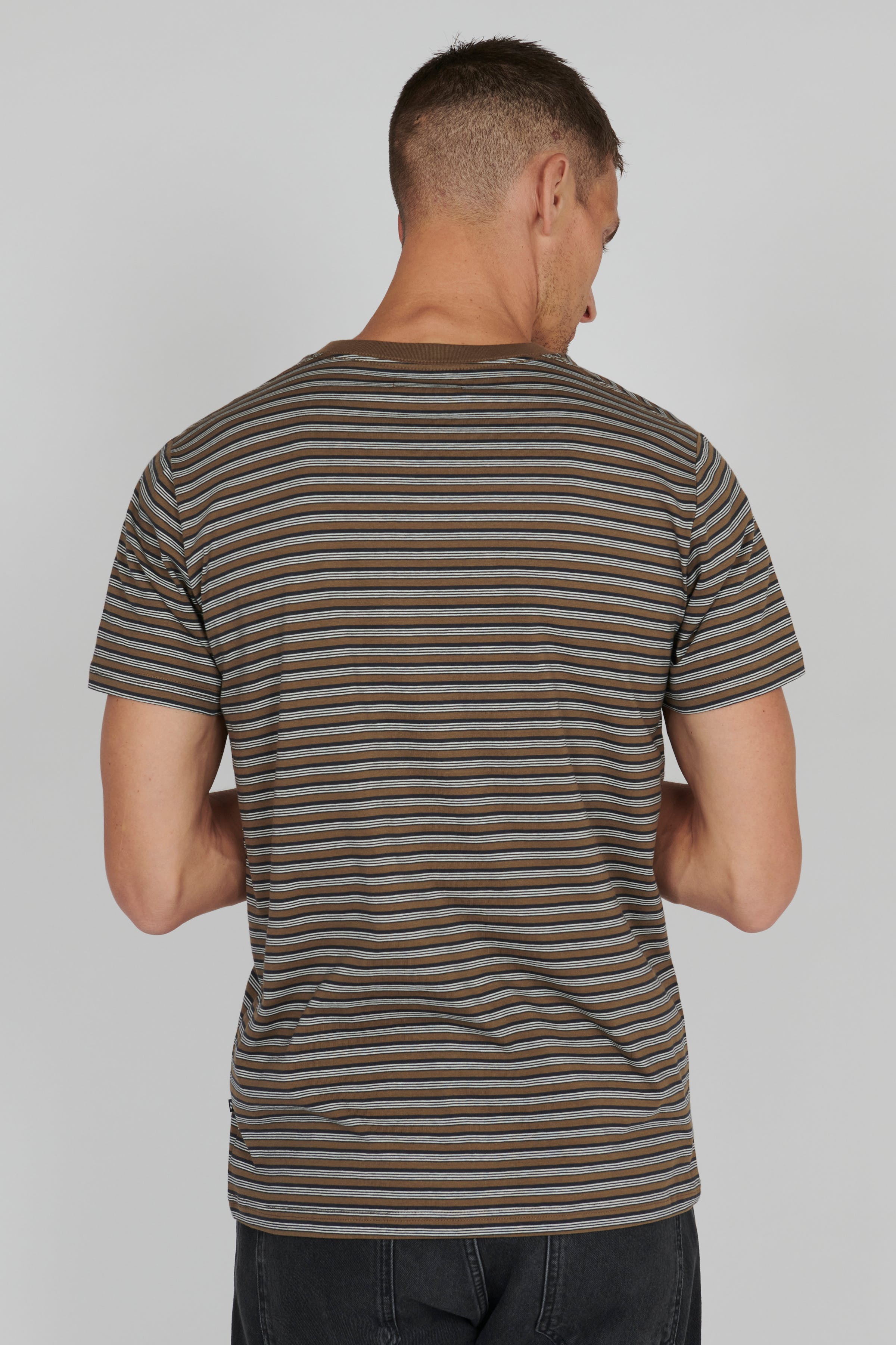 MAjeramy T-shirt LOOKBOOK BACK 30207028-190617