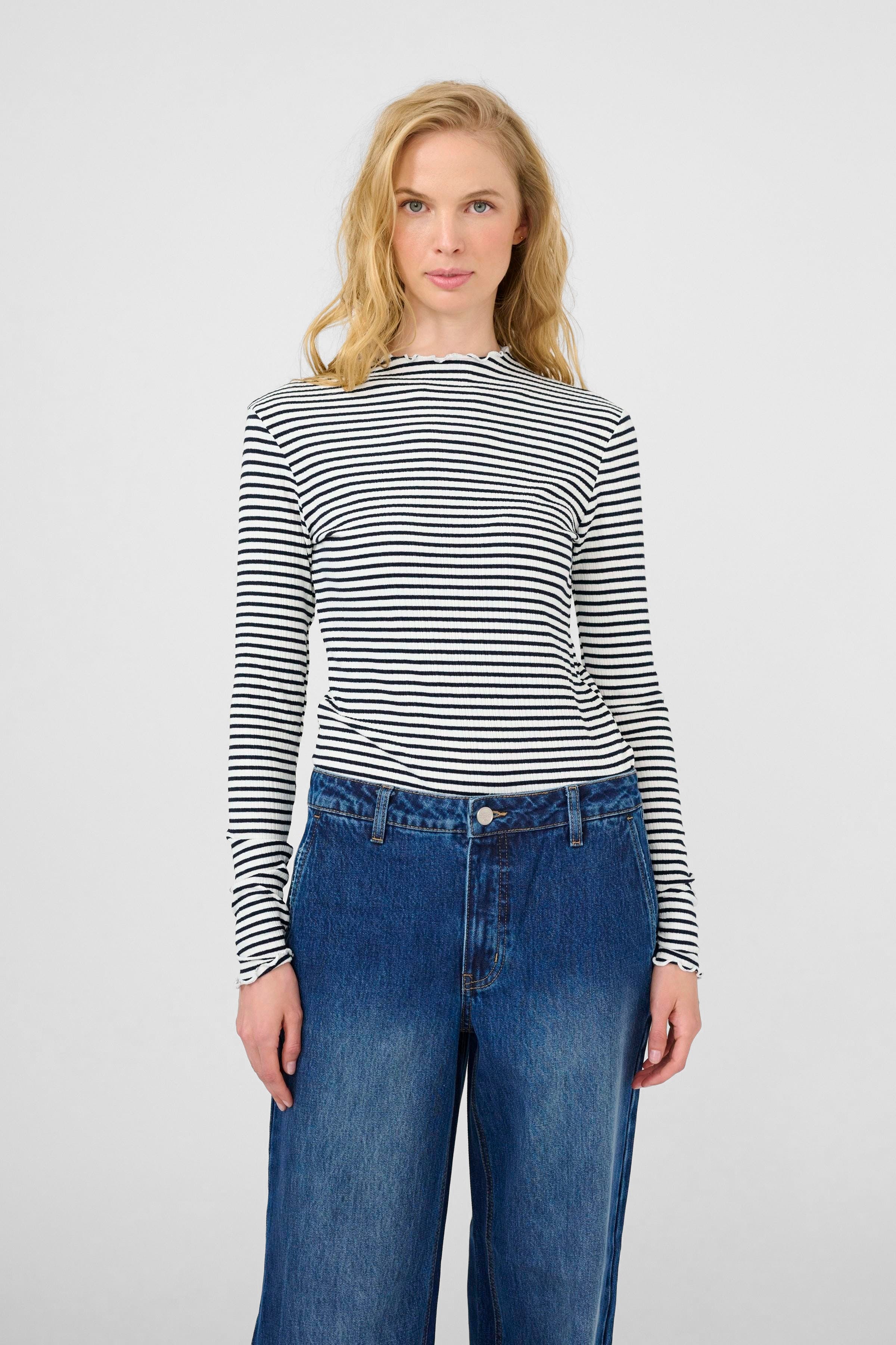 CandaceKB Blouse LOOKBOOK FRONT 10103632-101946