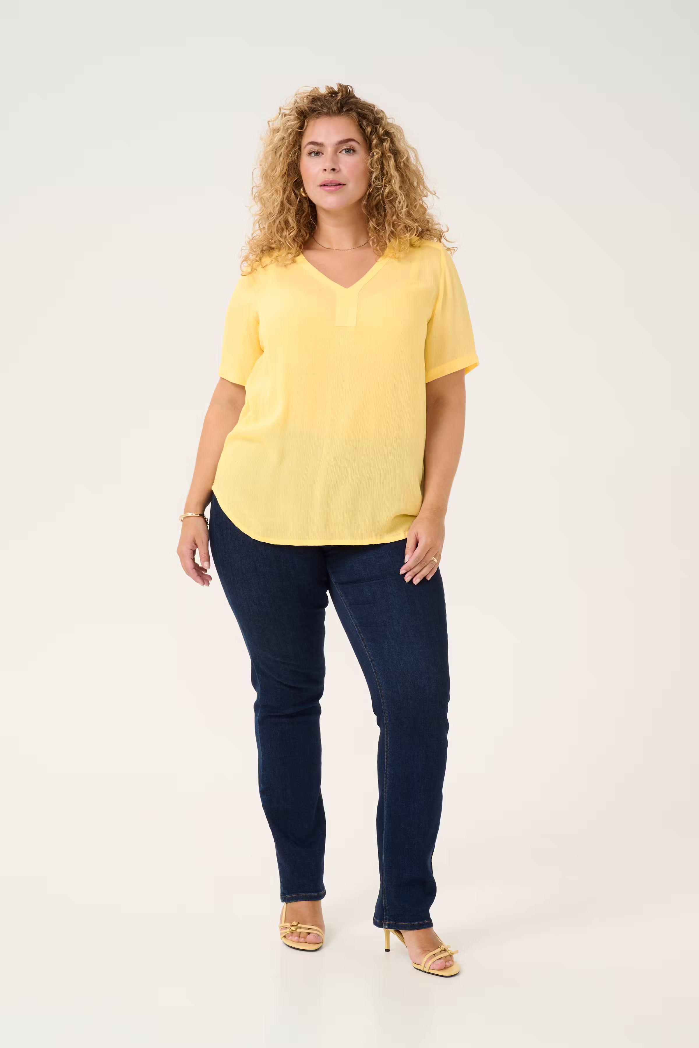 KCami Blouse LOOKBOOK FRONT 10580056-130922