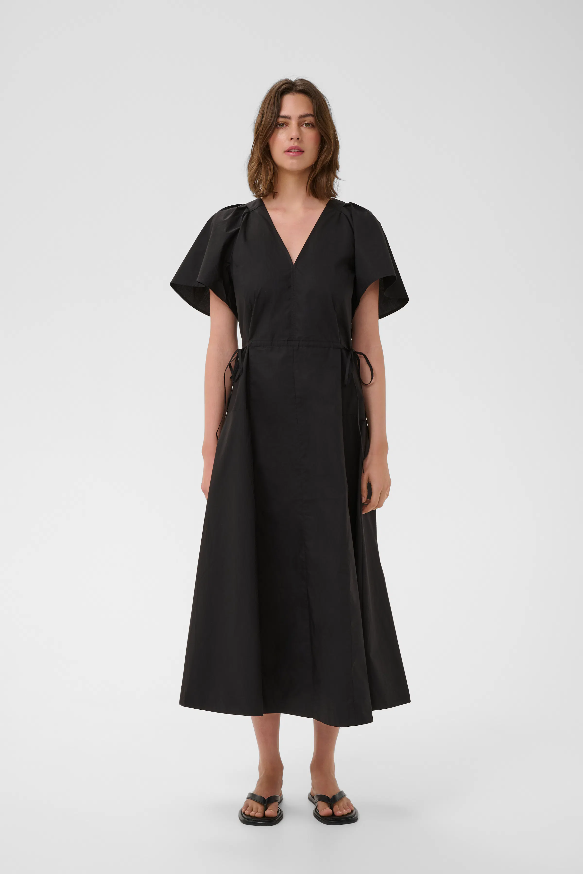 RAVENIW Dress LOOKBOOK FRONT 30112502-194008