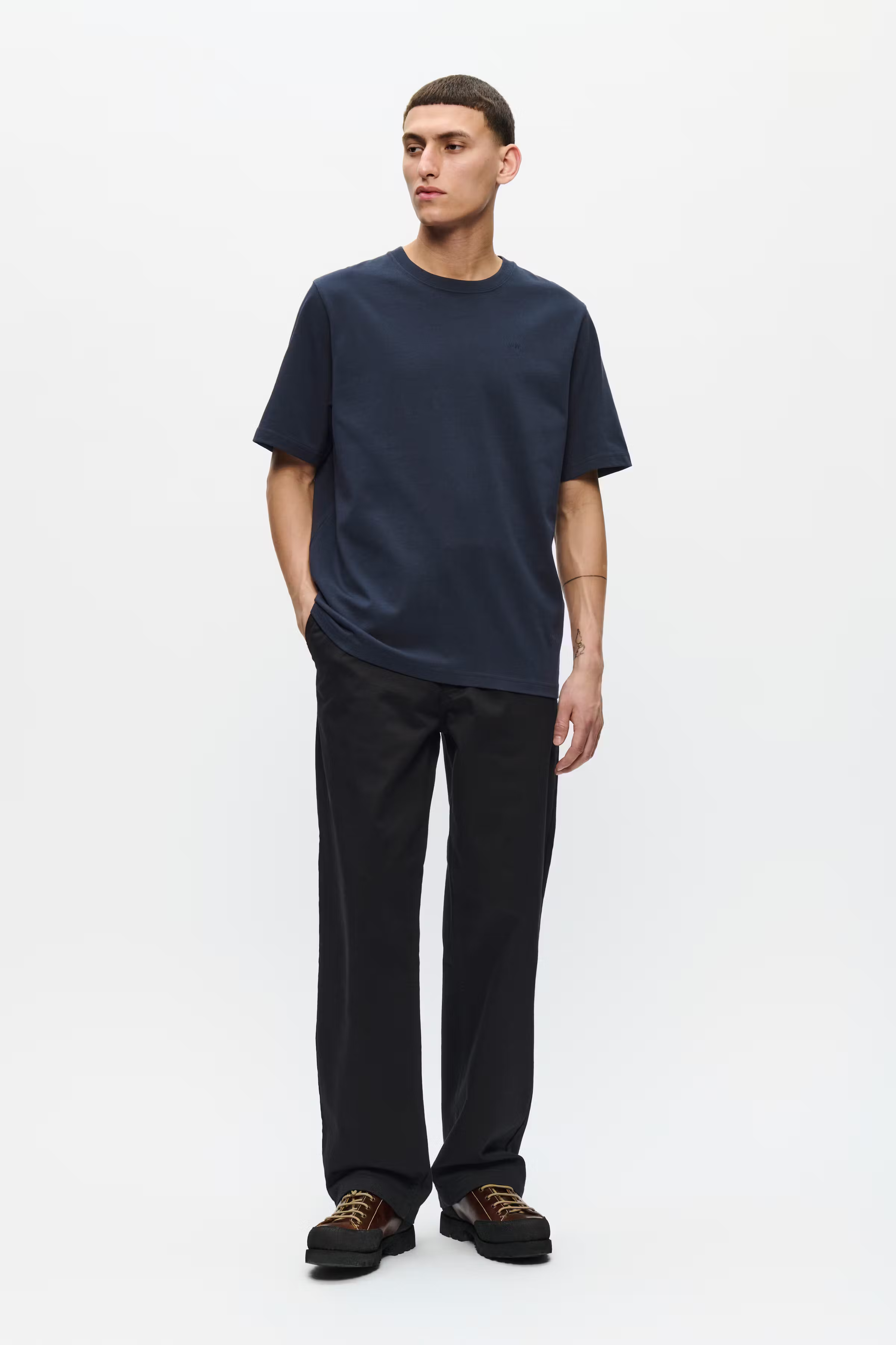 WWBobby T-shirt LOOKBOOK FRONT 30251550-194011