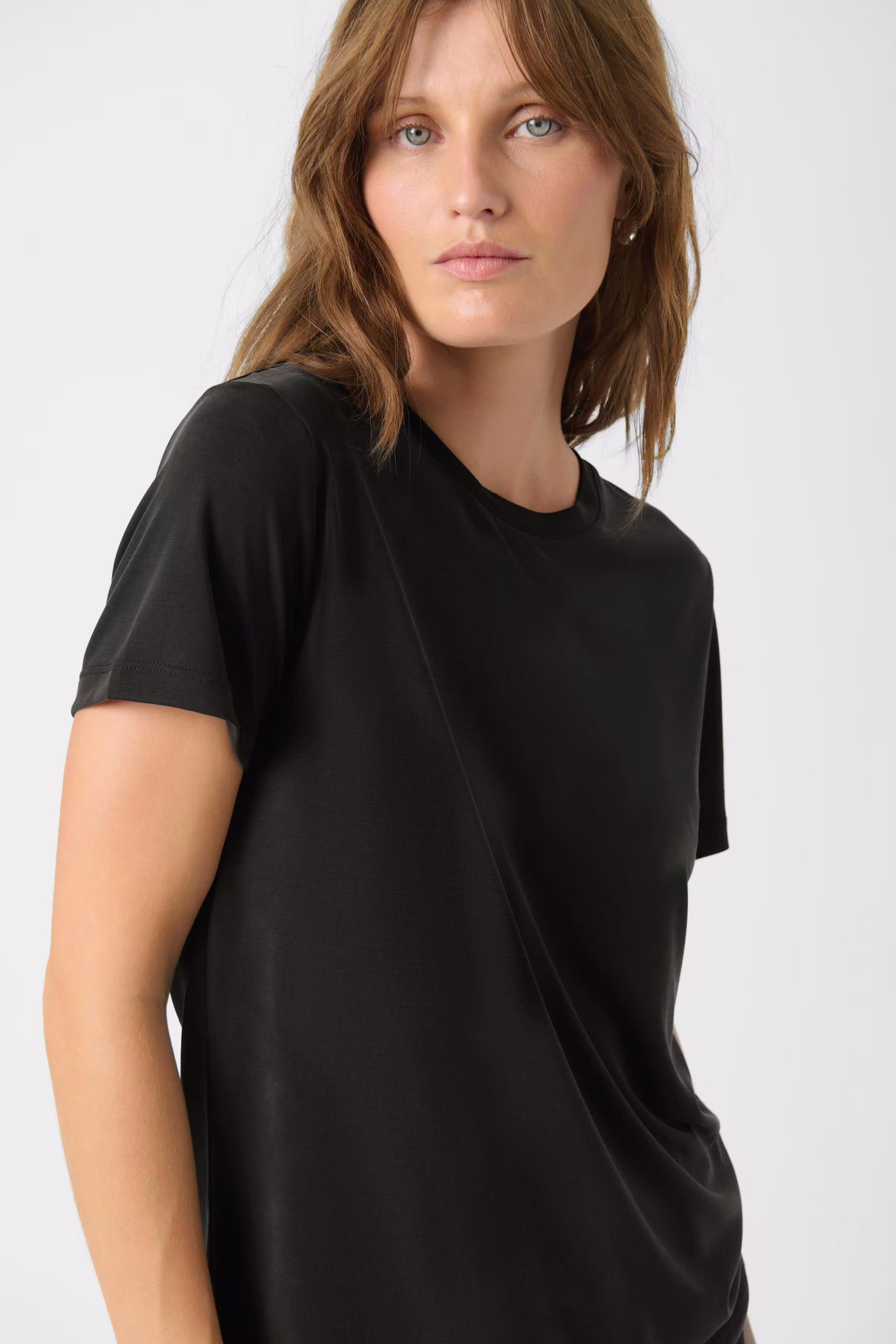 SLColumbine T-shirt LOOKBOOK DETAIL 30404678-40050