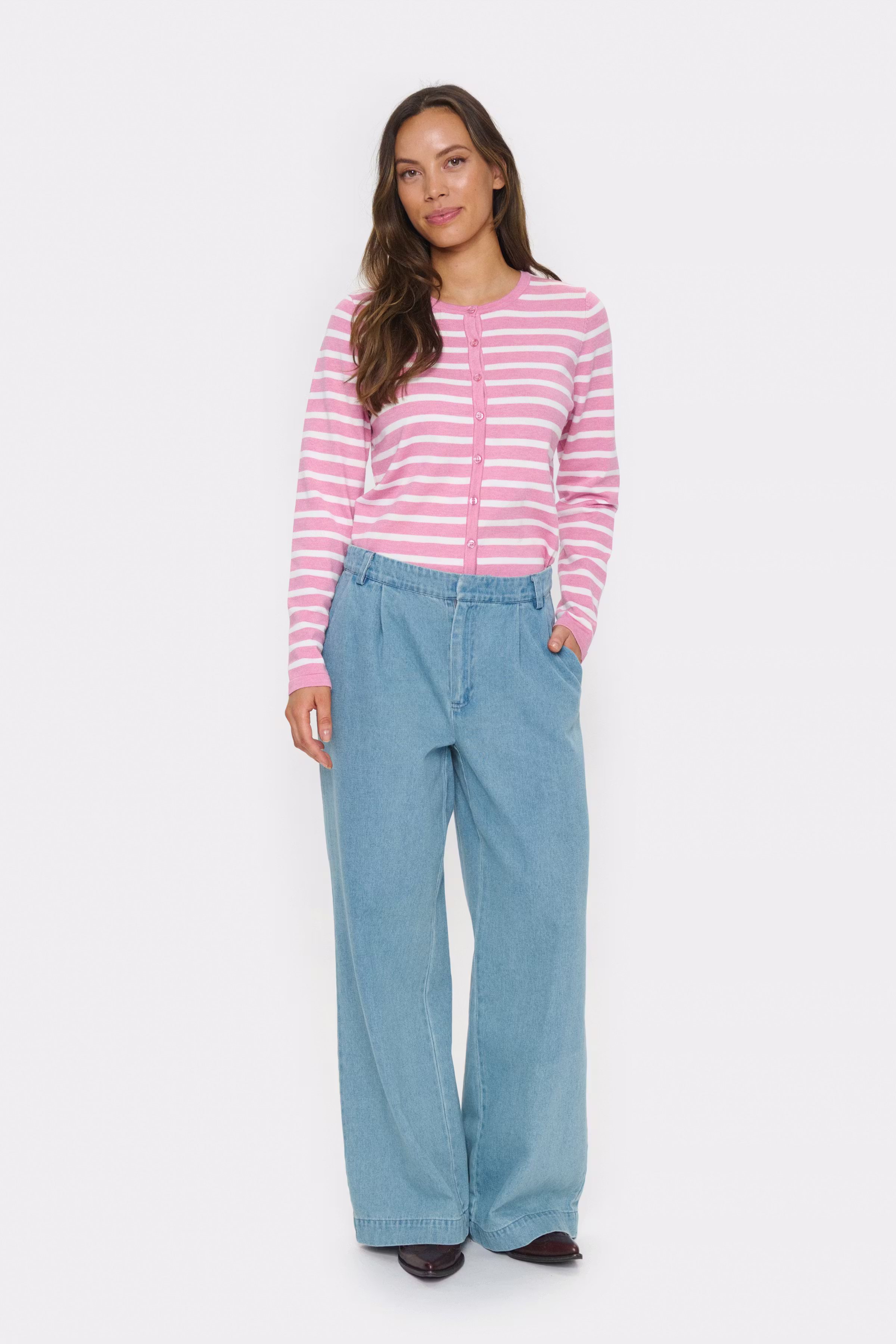 MilaSZ Cardigan LOOKBOOK FRONT 30513767-303740