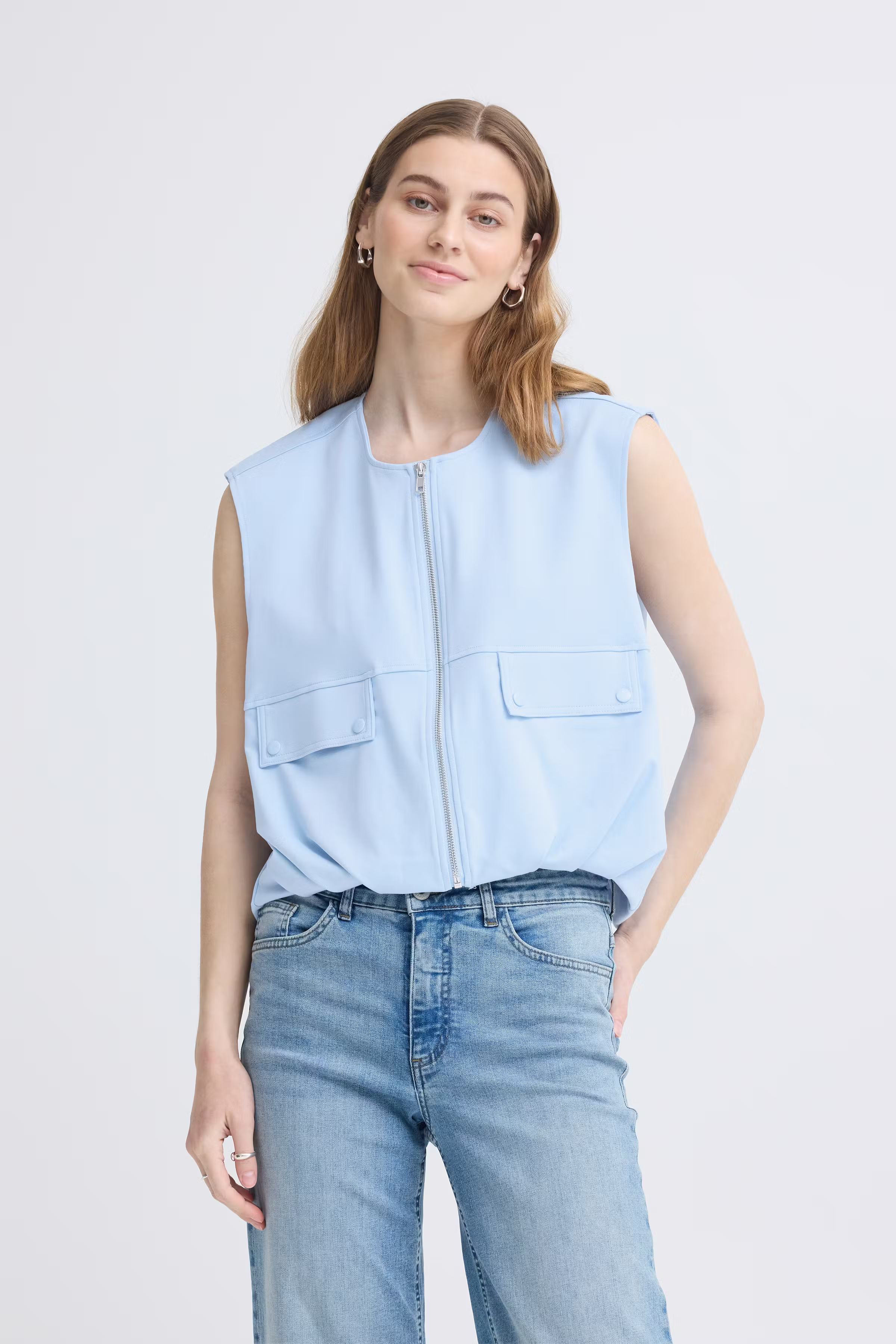 IXKATE Väst LOOKBOOK FRONT 20123636-144214