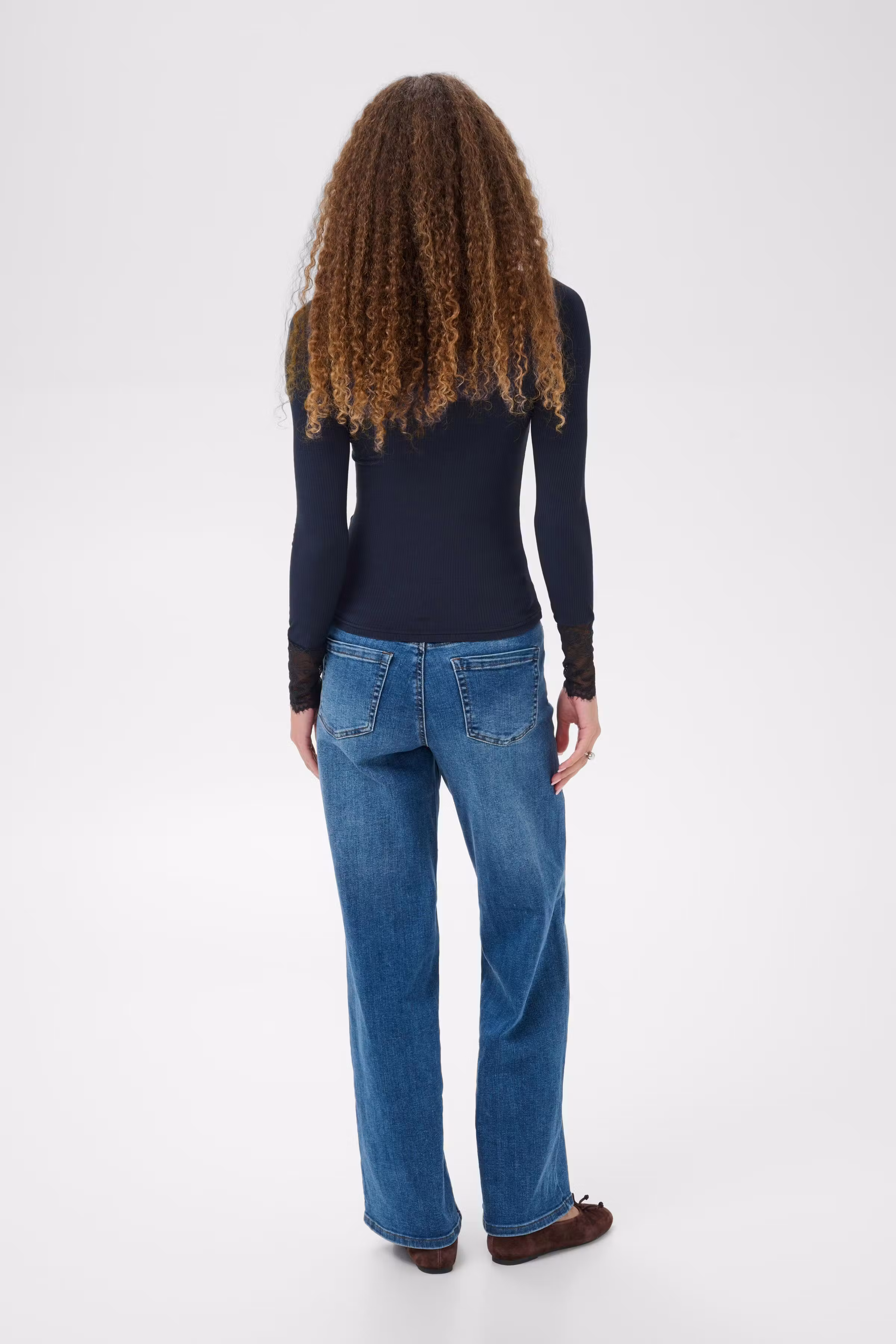 KAomi T-shirt LOOKBOOK BACK 10511001-193927