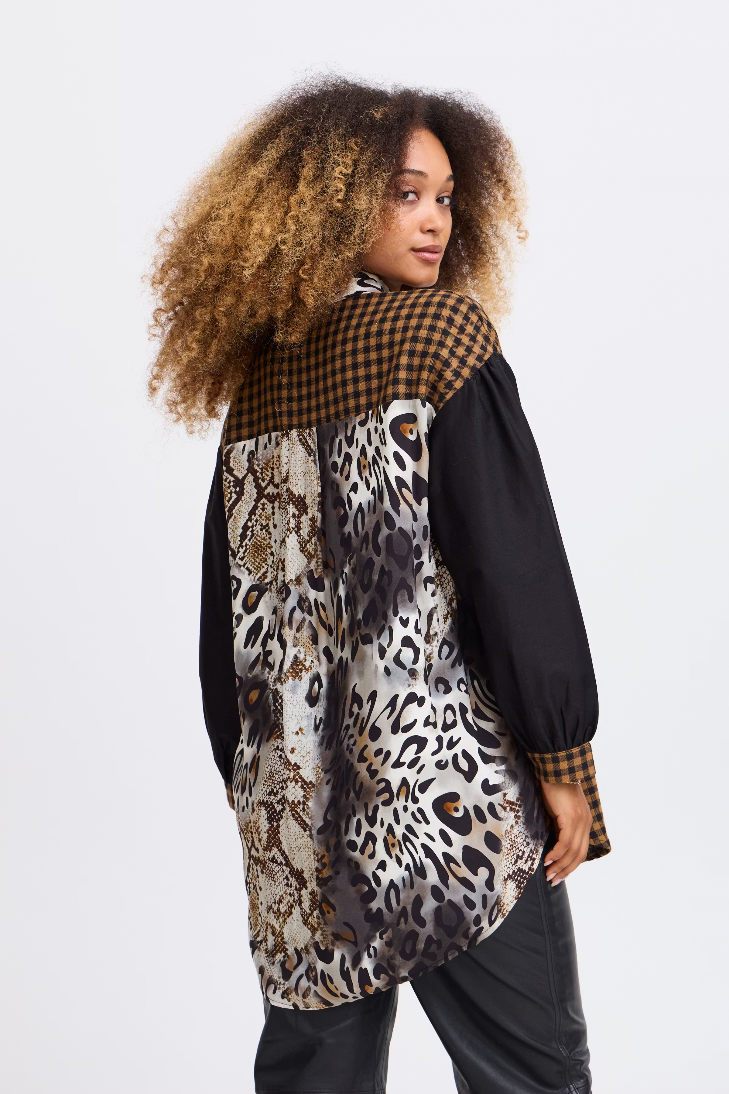 SBINK Overhemd LOOKBOOK BACK 22100747-190303