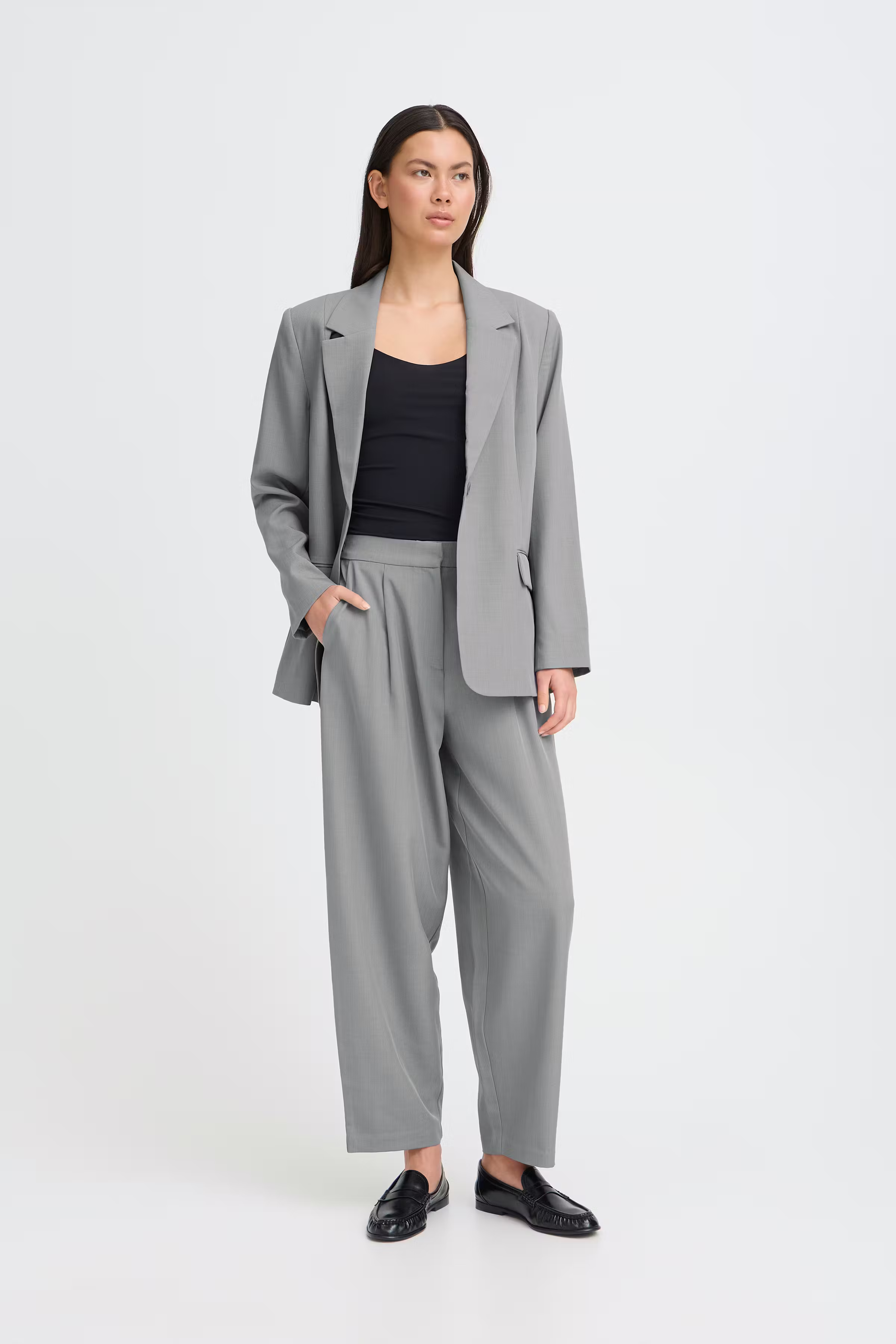 IHFAVA Barrel Bukser LOOKBOOK FRONT 20125681-200318