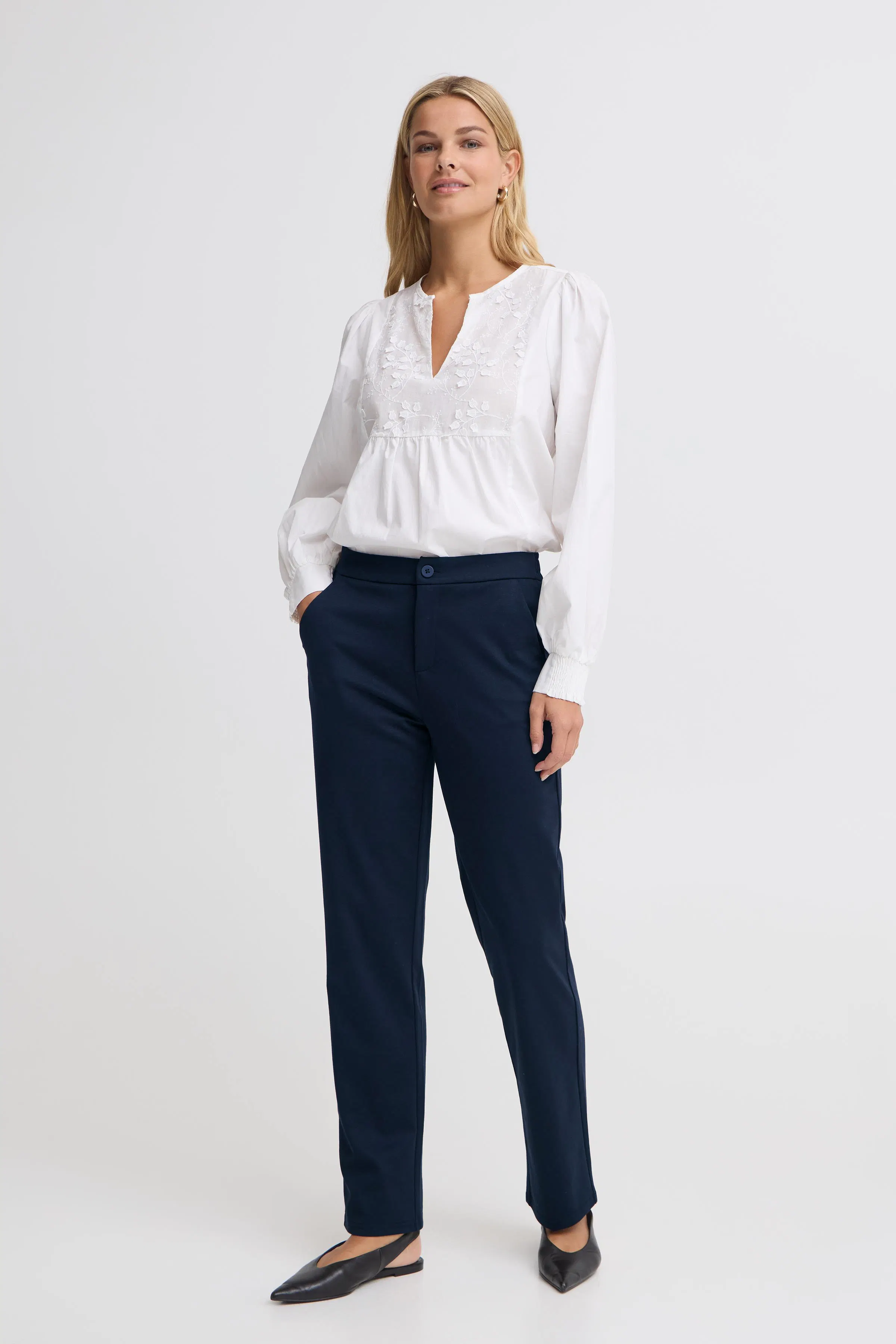 FRBLAZER Hose LOOKBOOK FRONT 20618364-194010