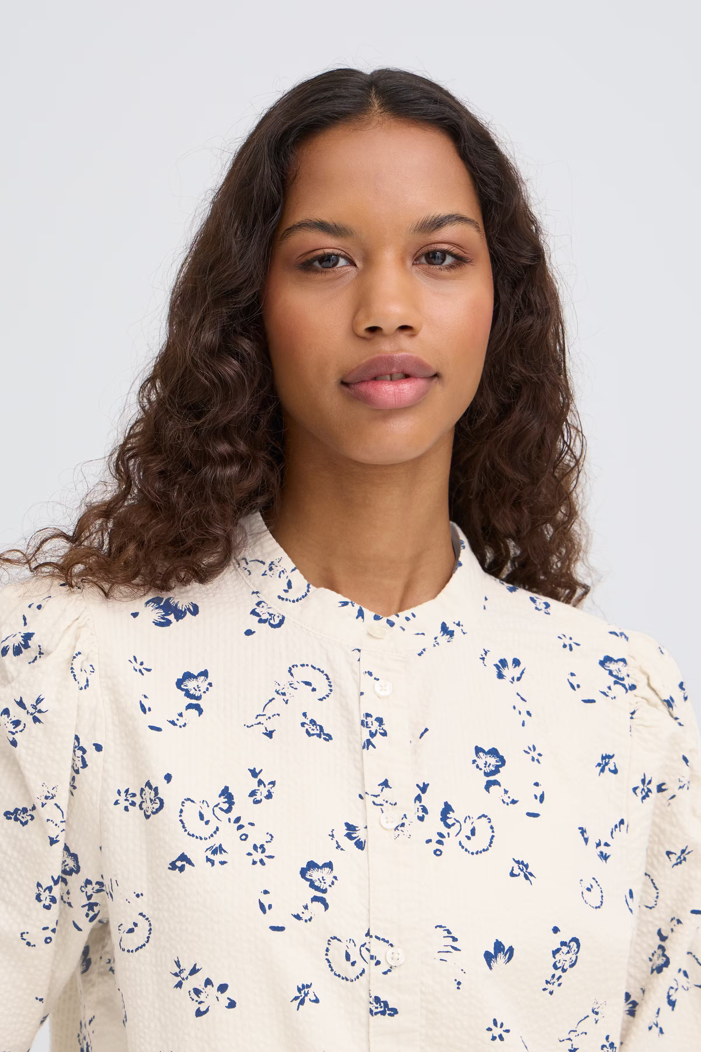 IHQWINA Skjorte LOOKBOOK DETAIL 20125169-900004167