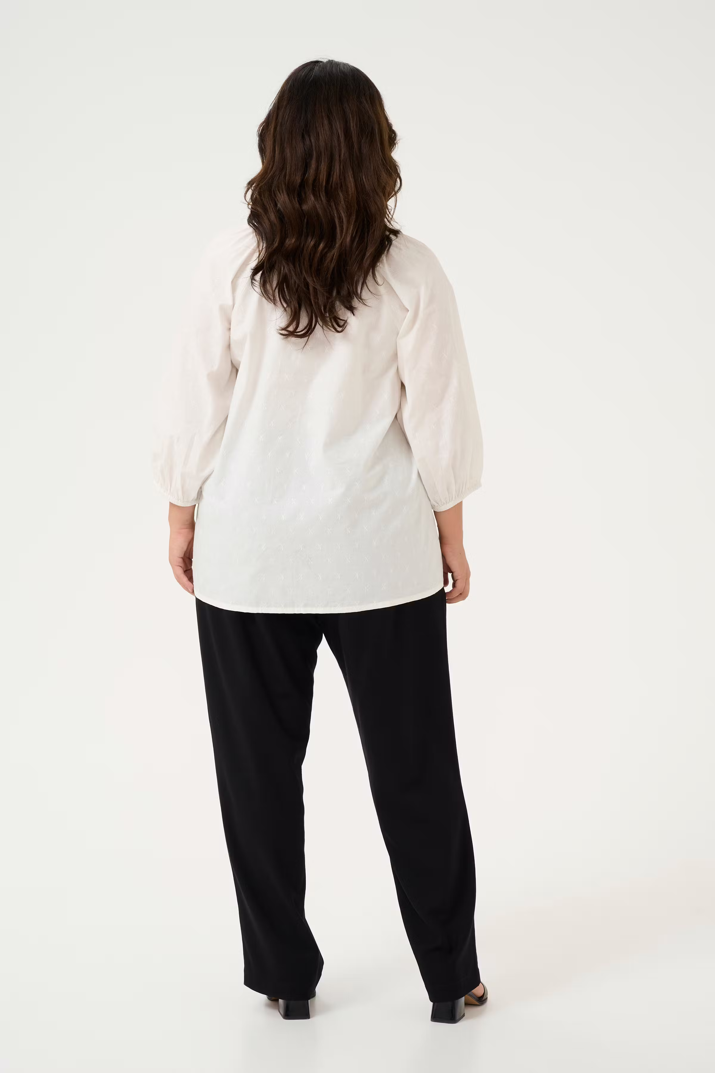 KClulla Blus LOOKBOOK BACK 10583009-107293