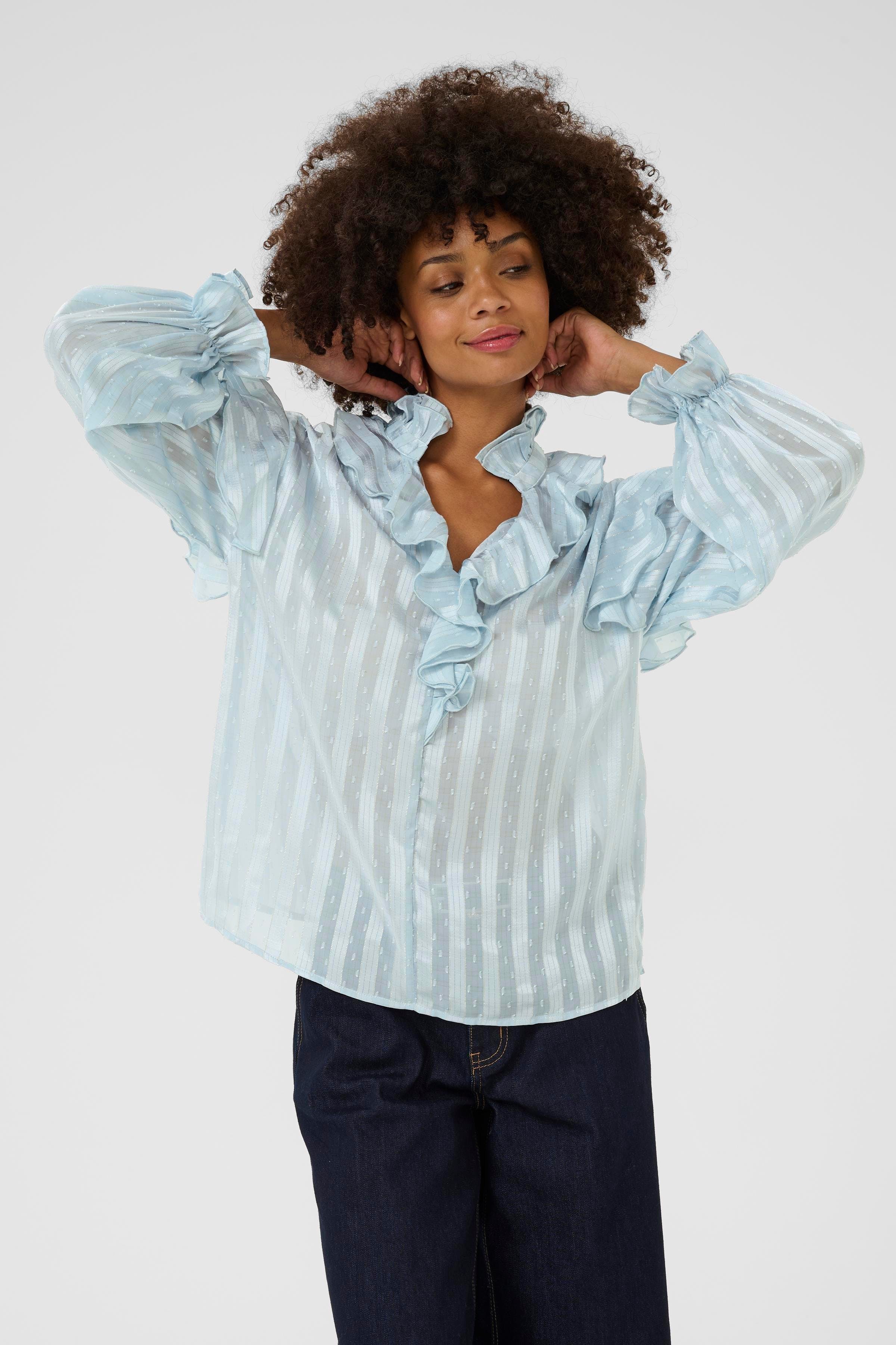 CUflowy Blouse LOOKBOOK FRONT 50112302-153919