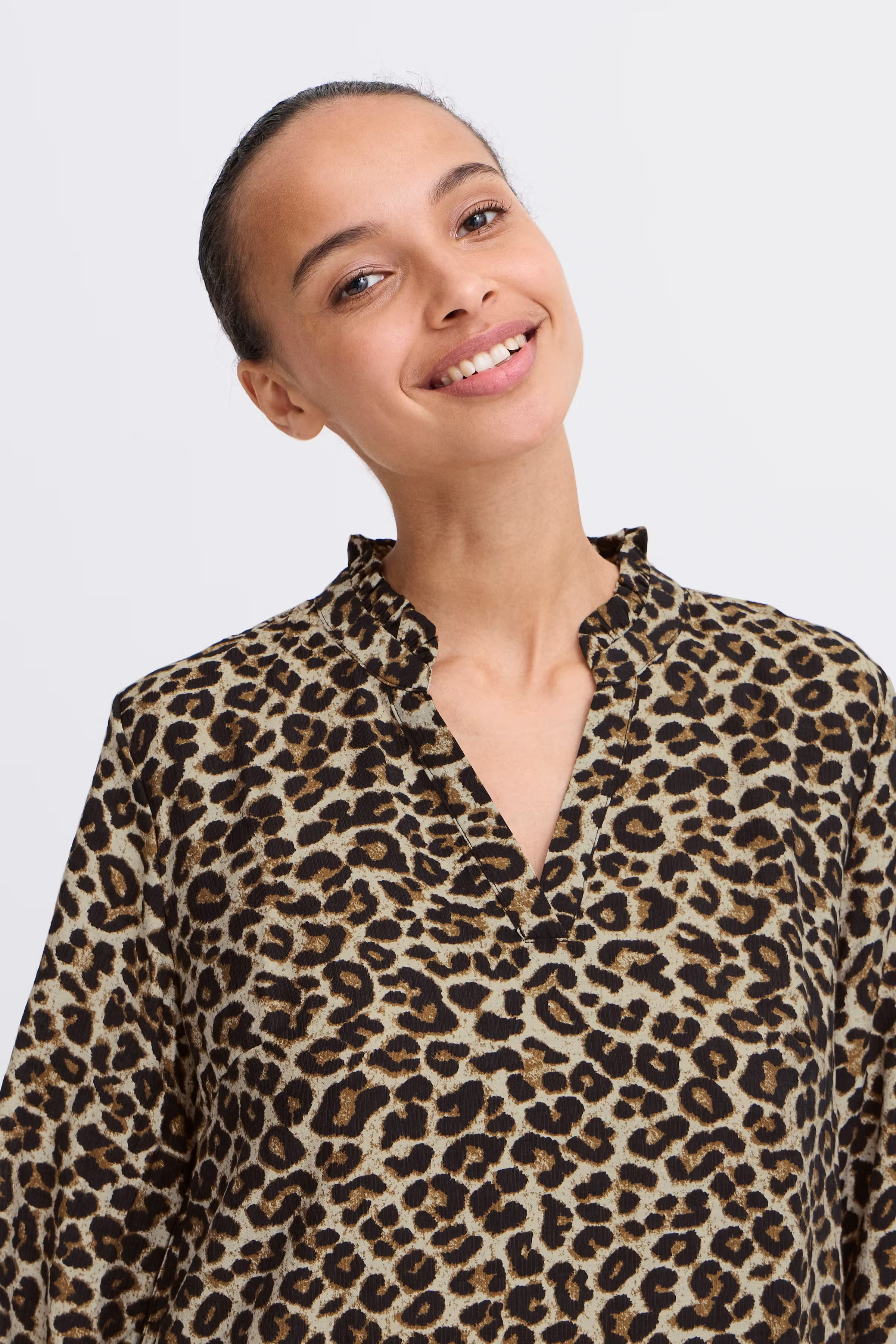 BYHINVA Kjole LOOKBOOK DETAIL 20816097-202189