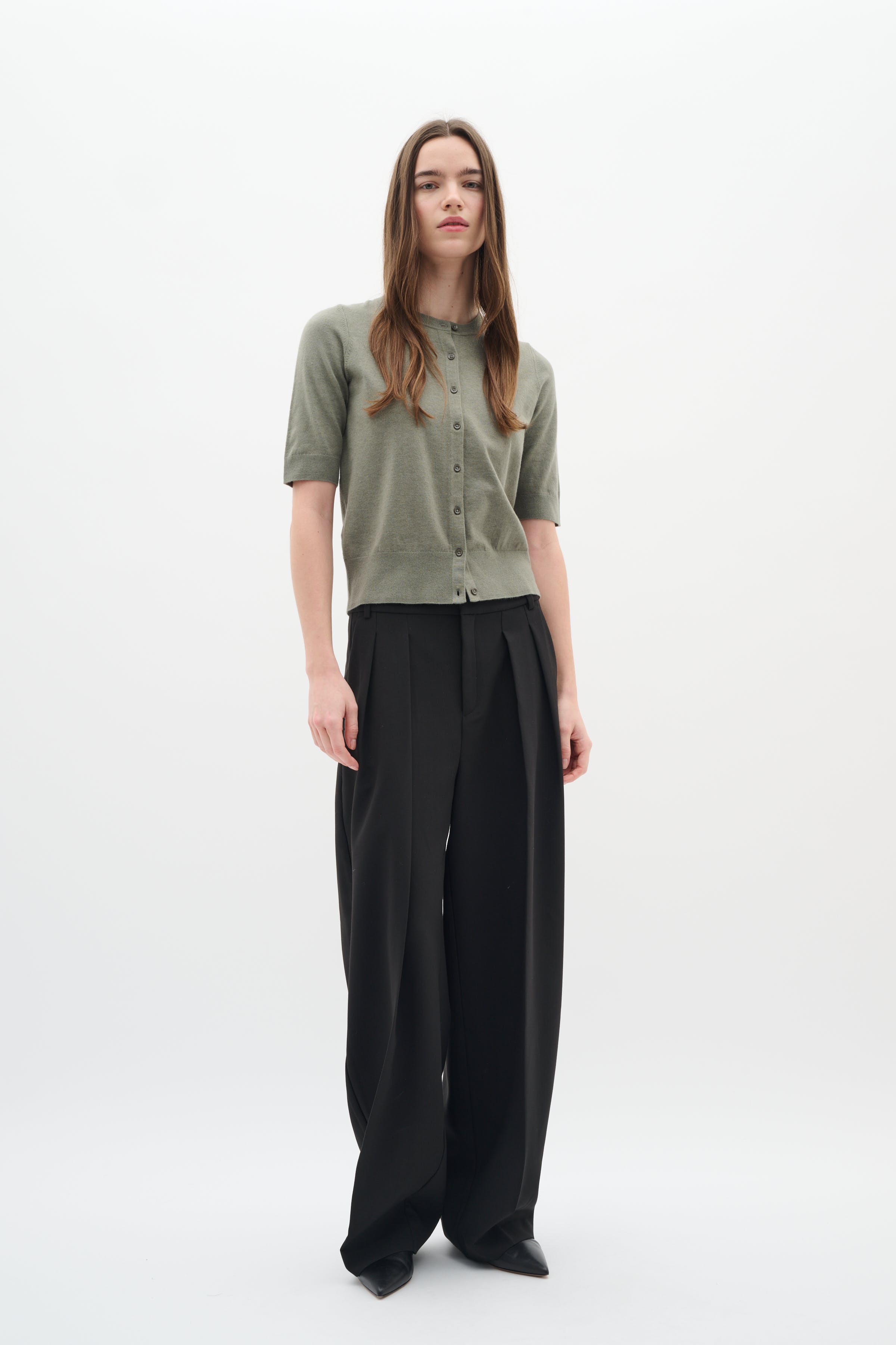 DessieIW Cardigan LOOKBOOK FRONT 30110665-185806