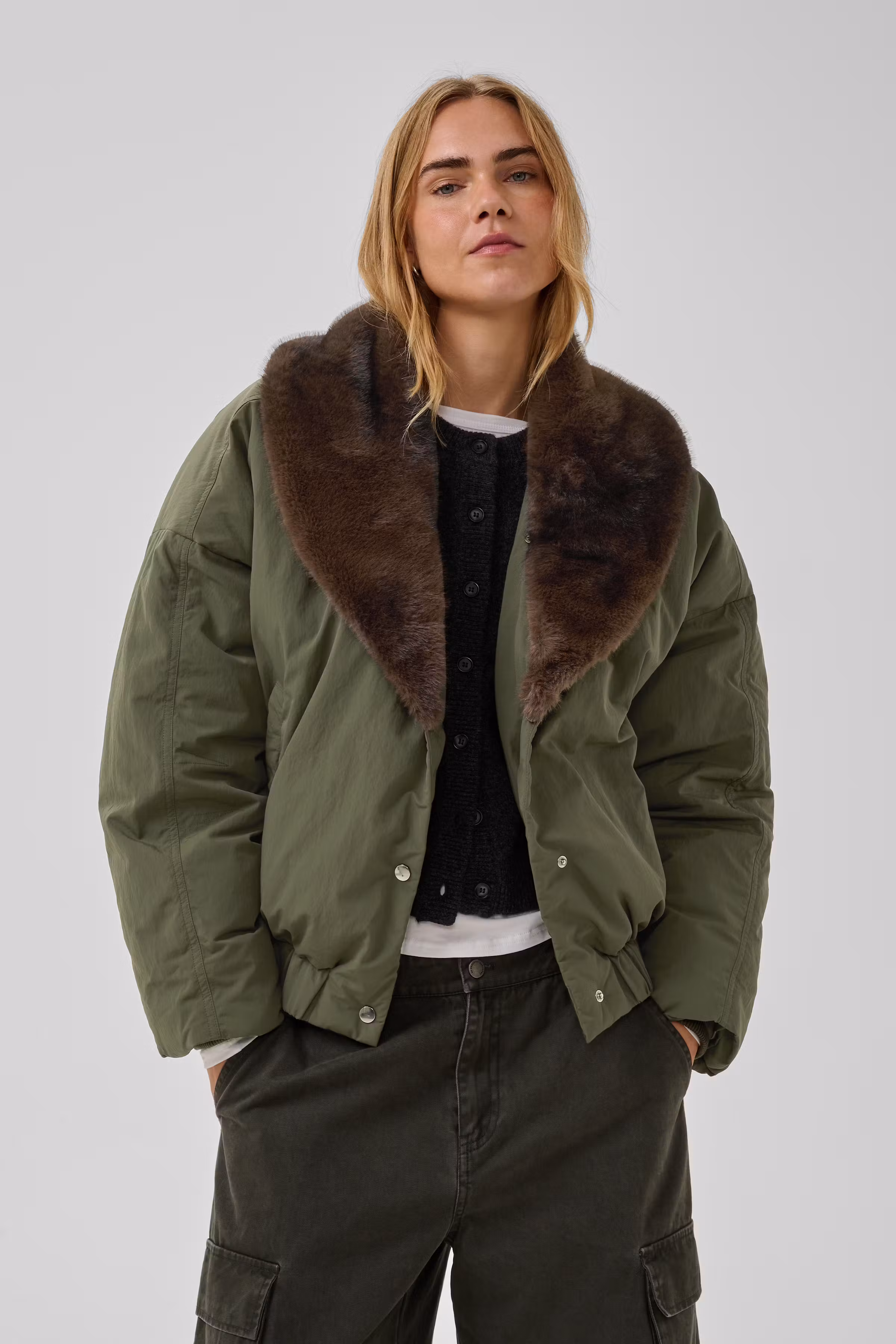 MWJamie Bomberjack LOOKBOOK FRONT 10705952-190515