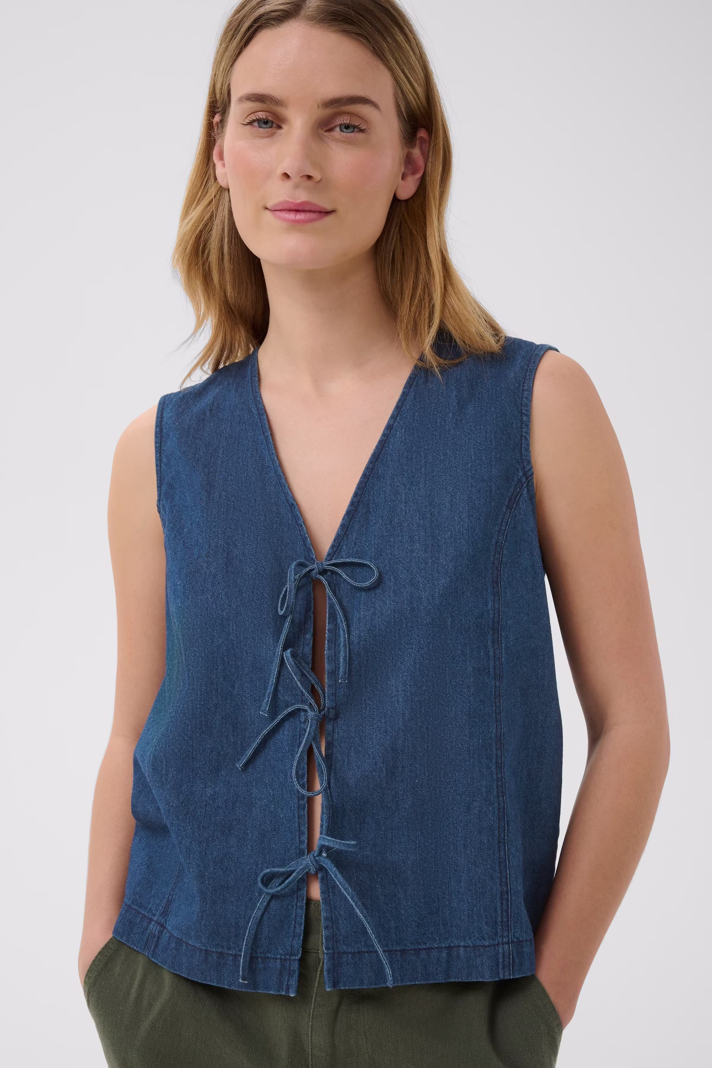 DelailaPW Top LOOKBOOK DETAIL 30310674-300157
