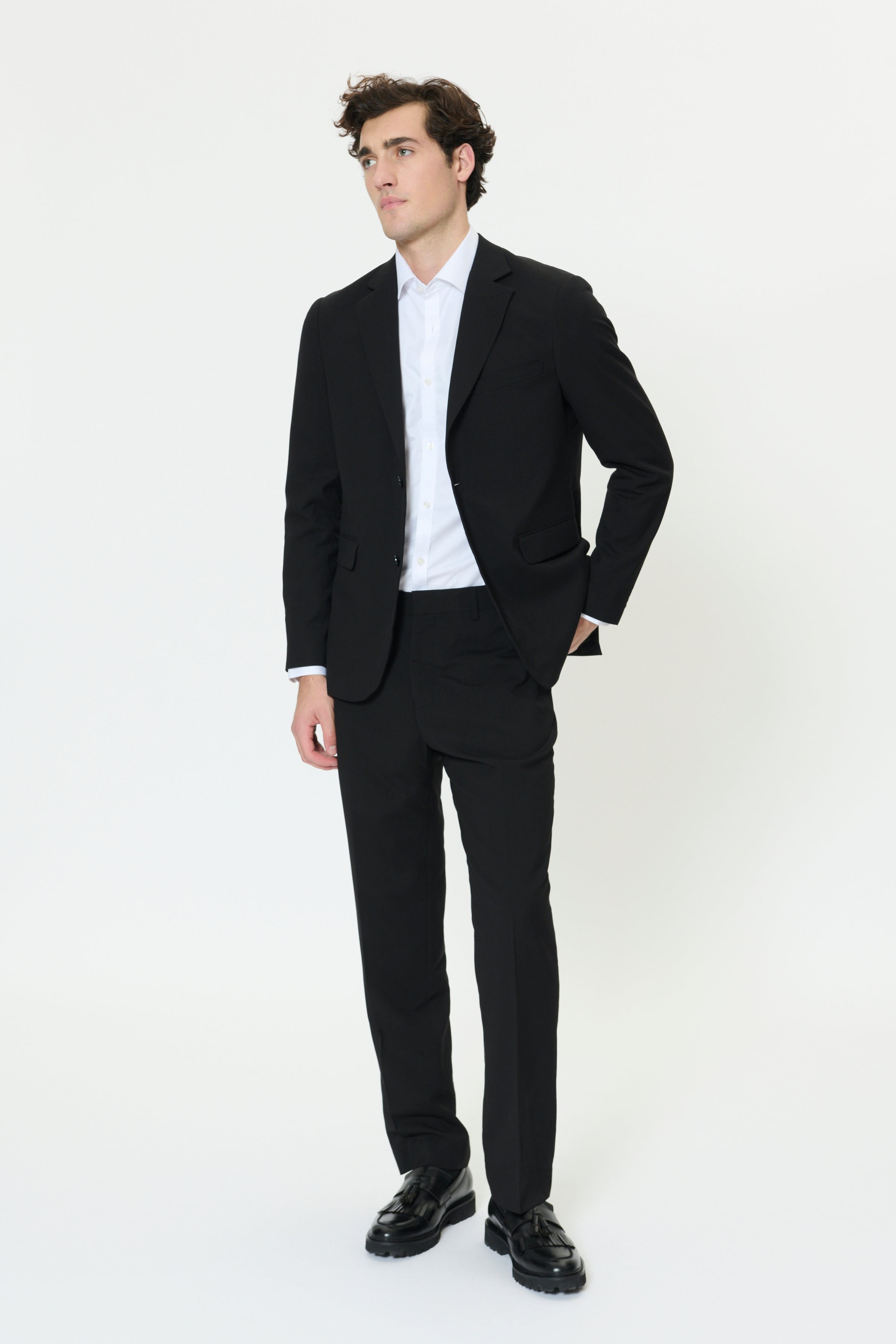 MAwesley Bukser LOOKBOOK FRONT 30208977-300275