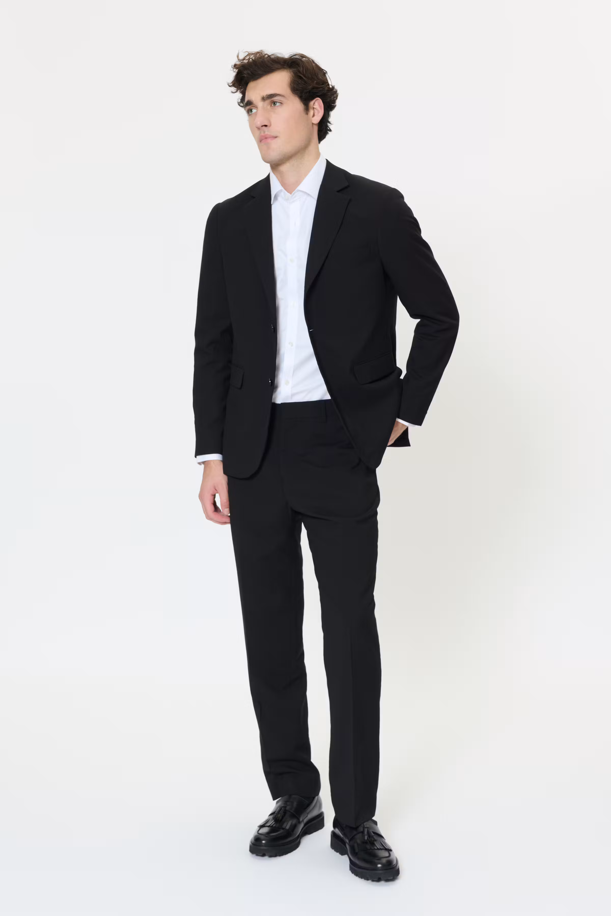 MAwesley Bukser LOOKBOOK FRONT 30208977-300275