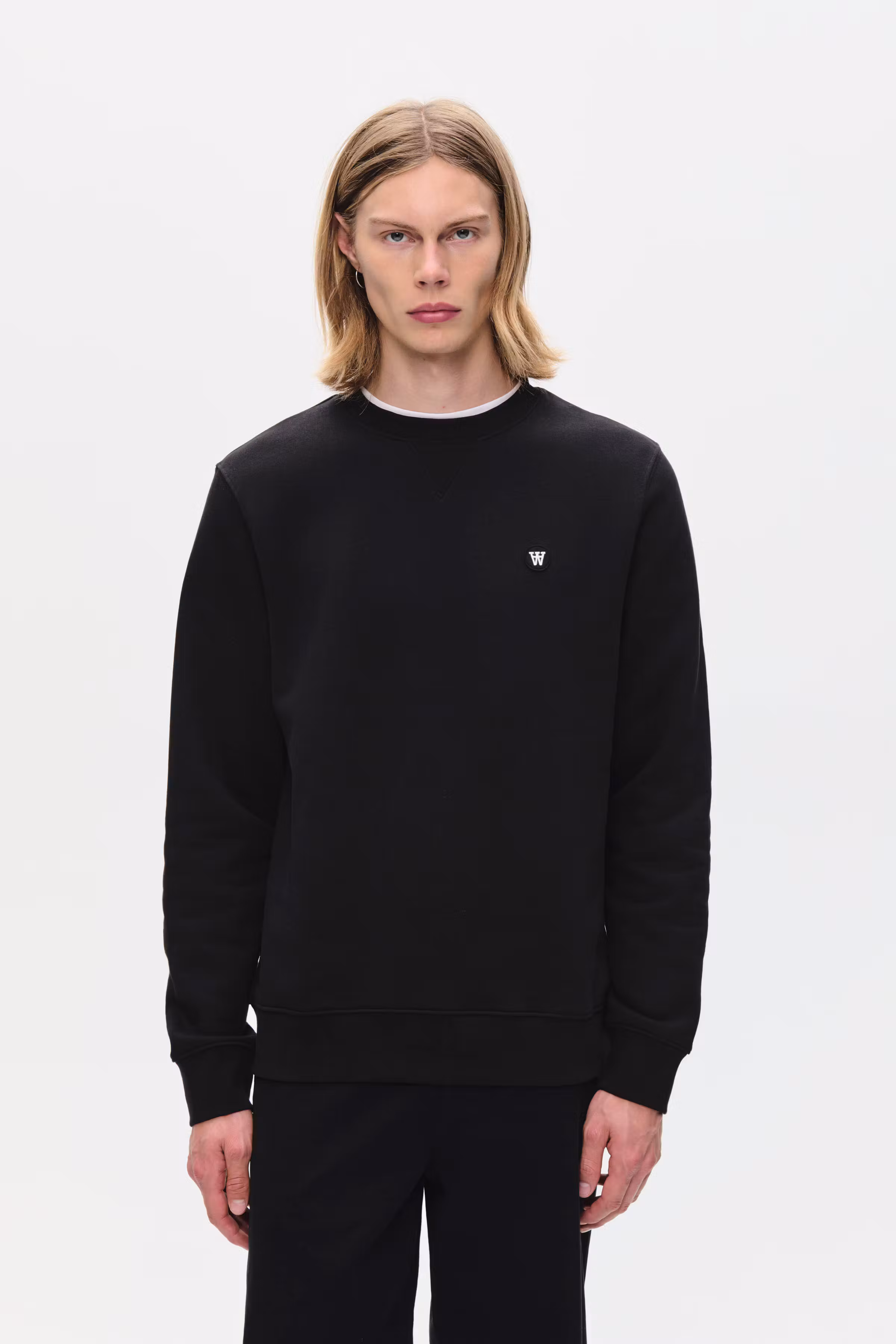 WWTye Sweatshirt LOOKBOOK FRONT 30251378-193911
