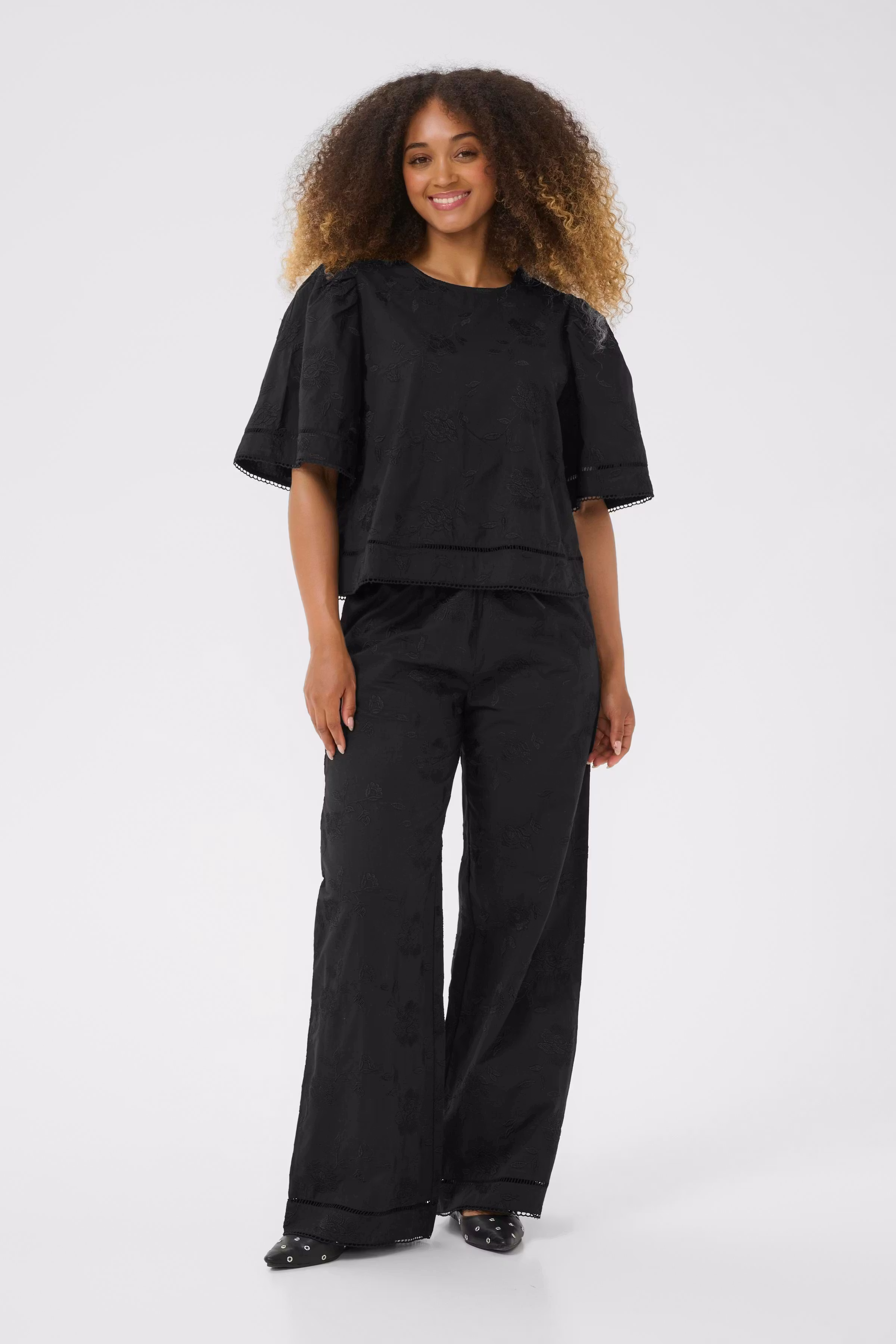 CRAnais Hose LOOKBOOK DETAIL 10614318-100120