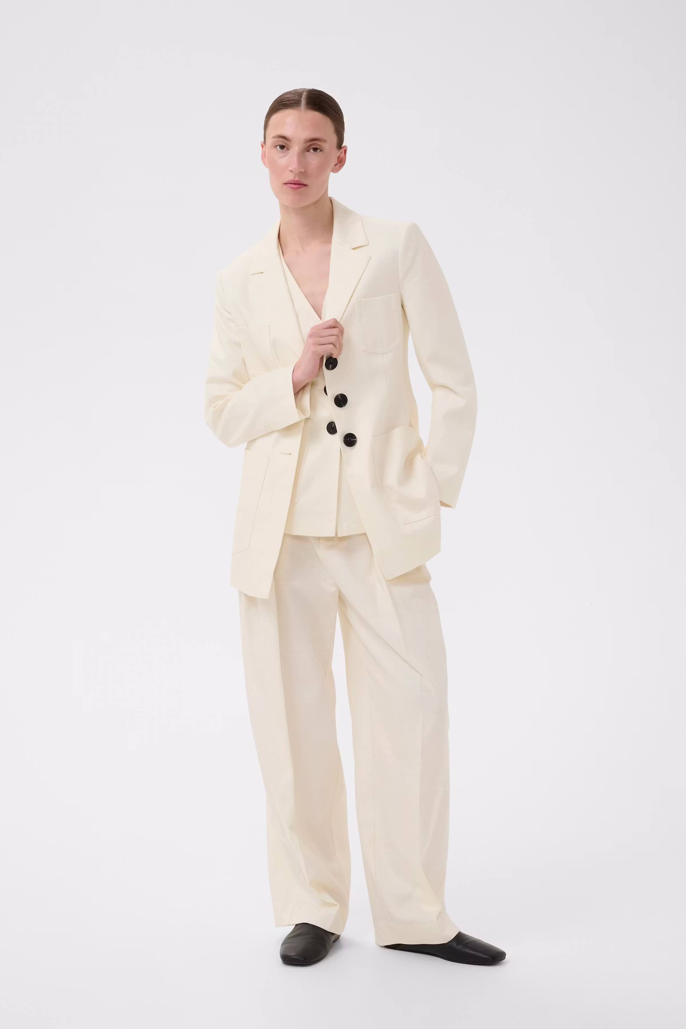 QUENTAIW Blazer LOOKBOOK FRONT 30112662-120601