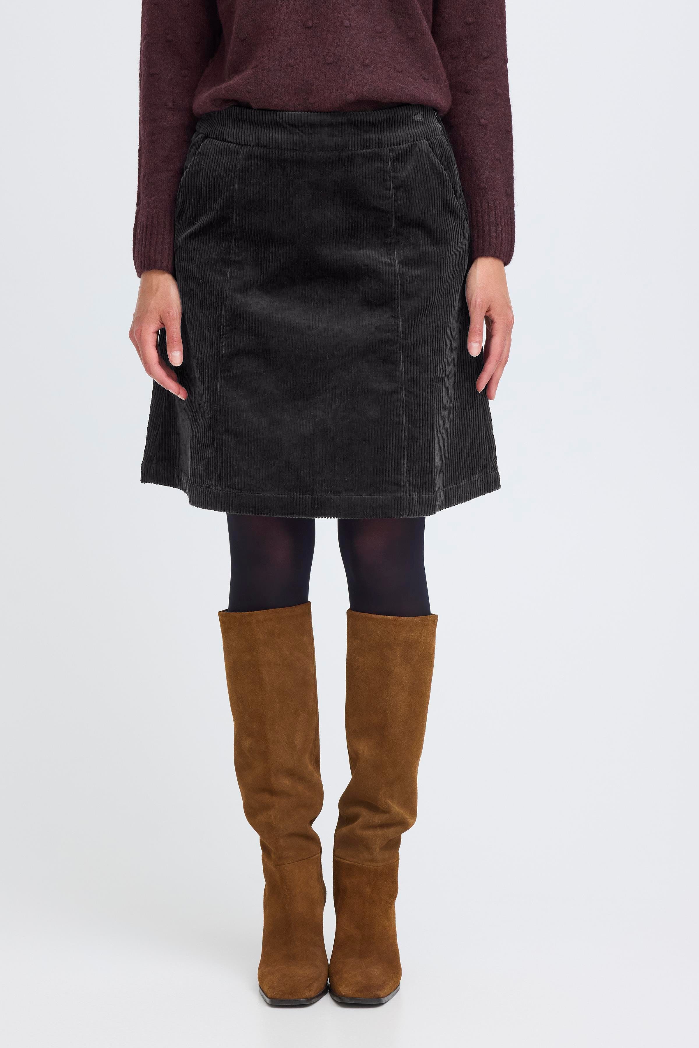 FRMITTY Skjørt LOOKBOOK FRONT 20614779-200113