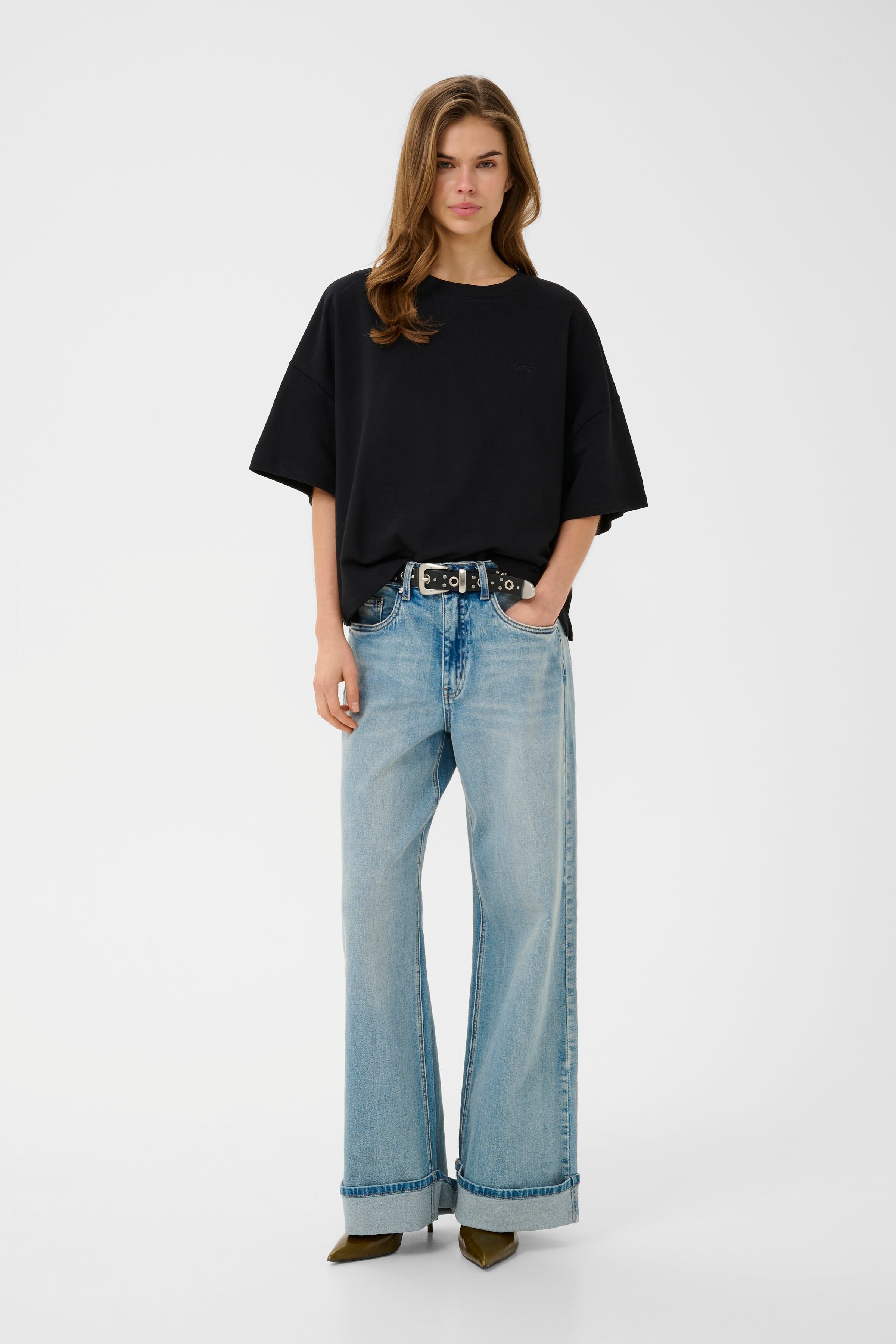 GZgilsa T-shirt LOOKBOOK FRONT 10911431-100017