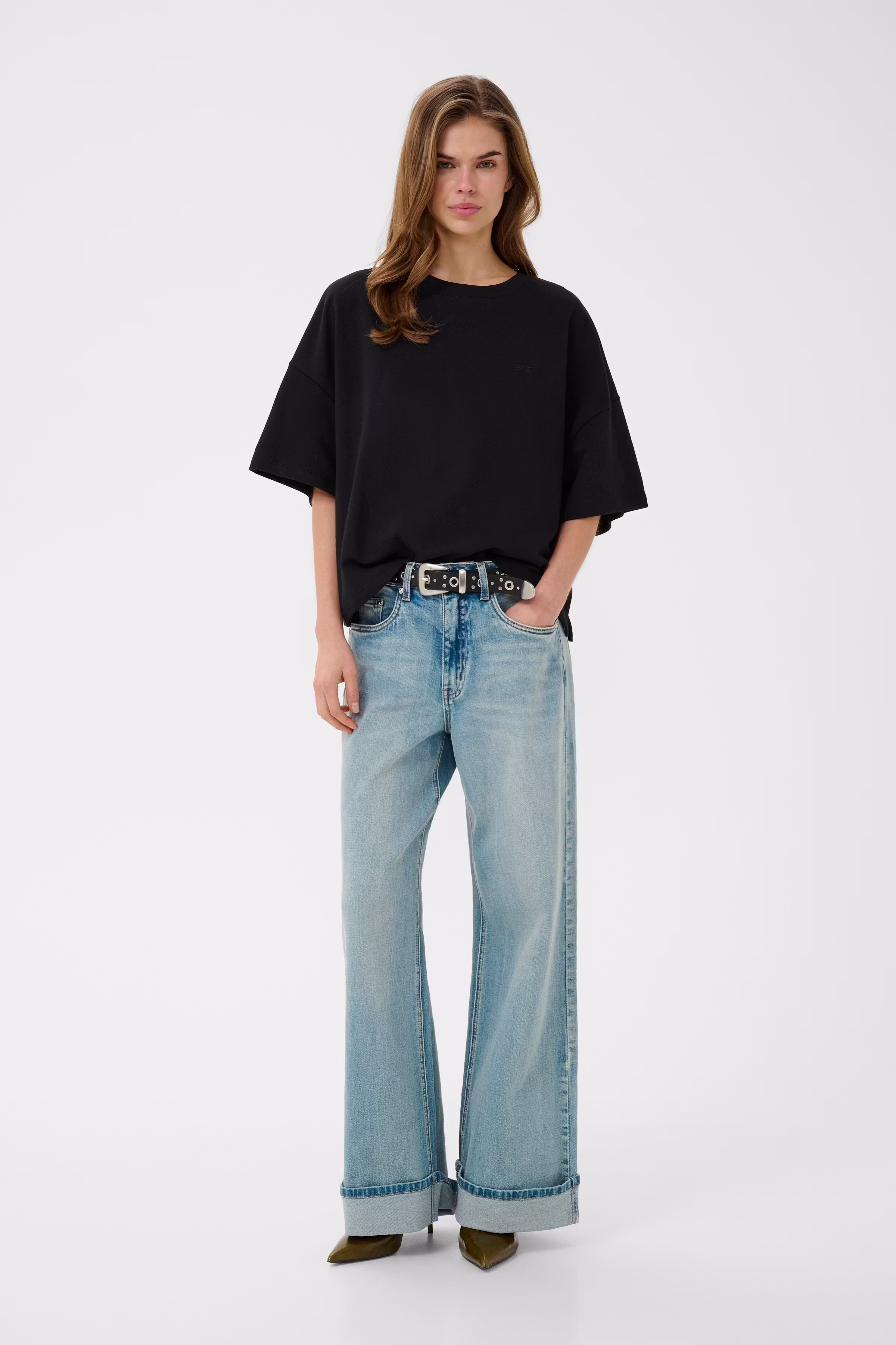 GZgilsa T-shirt LOOKBOOK FRONT 10911431-100017