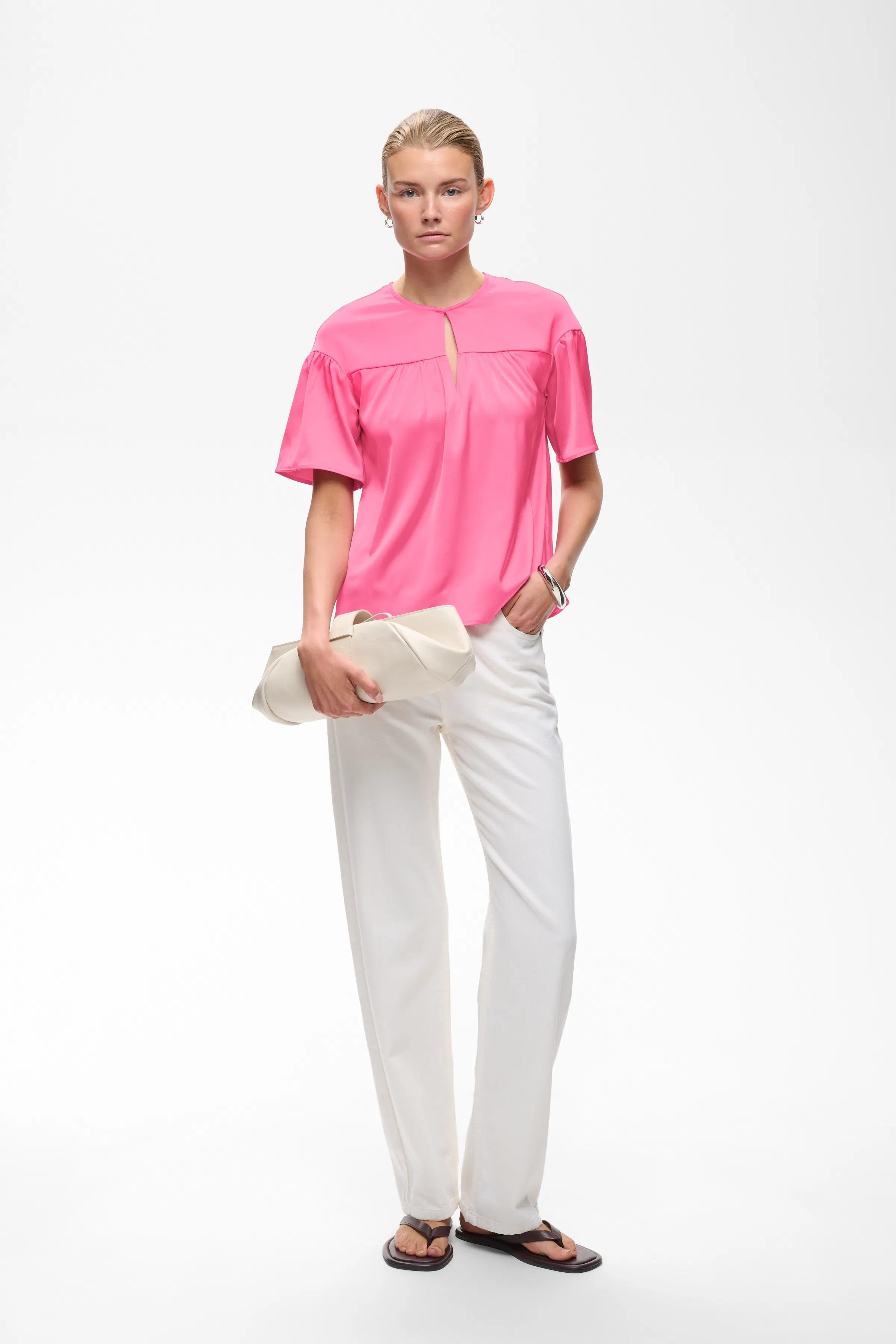 LAKEIW Top LOOKBOOK FRONT 30112366-162124