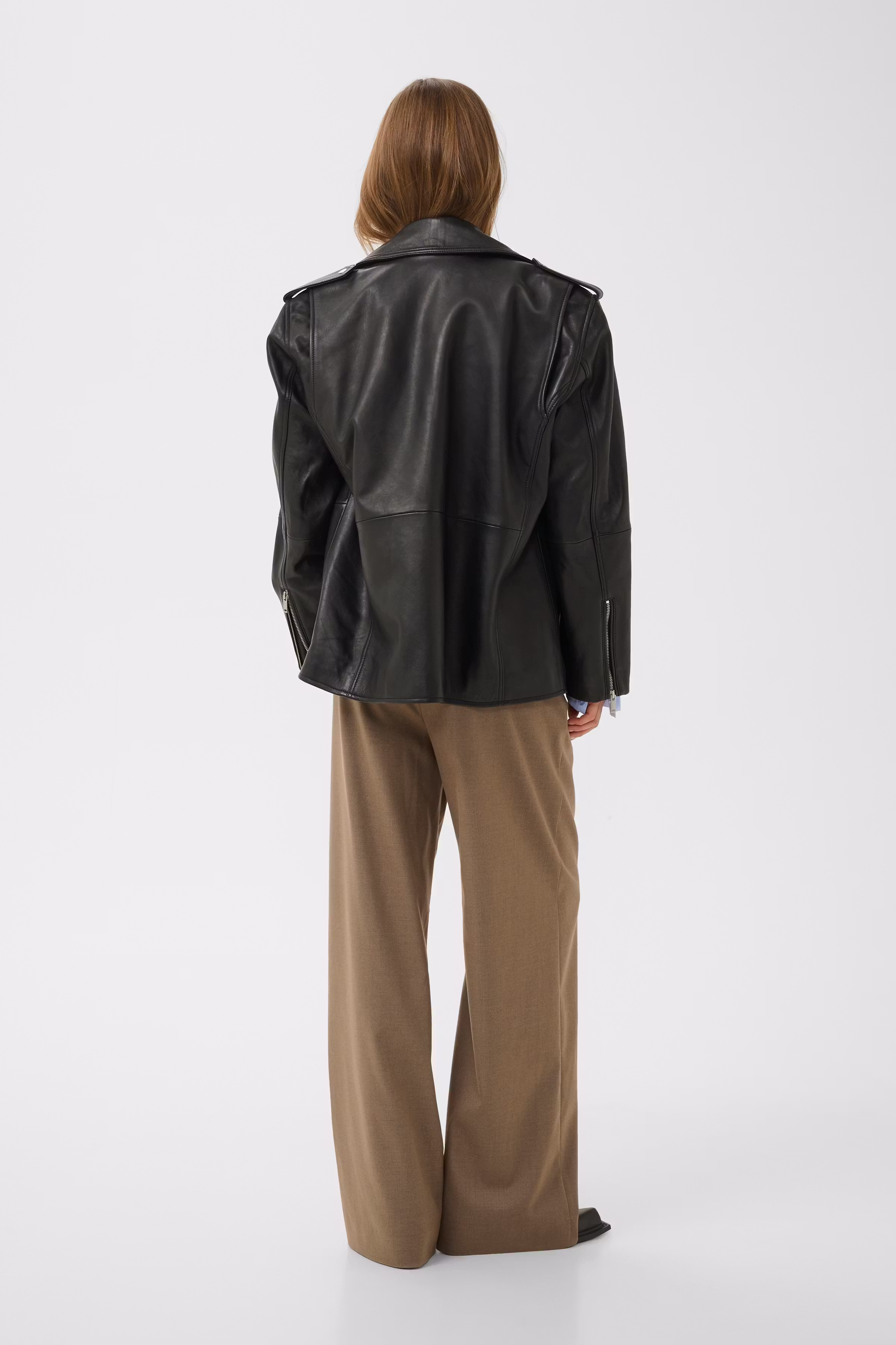 NaomiGZ Leather jacket LOOKBOOK BACK 10909190-100017