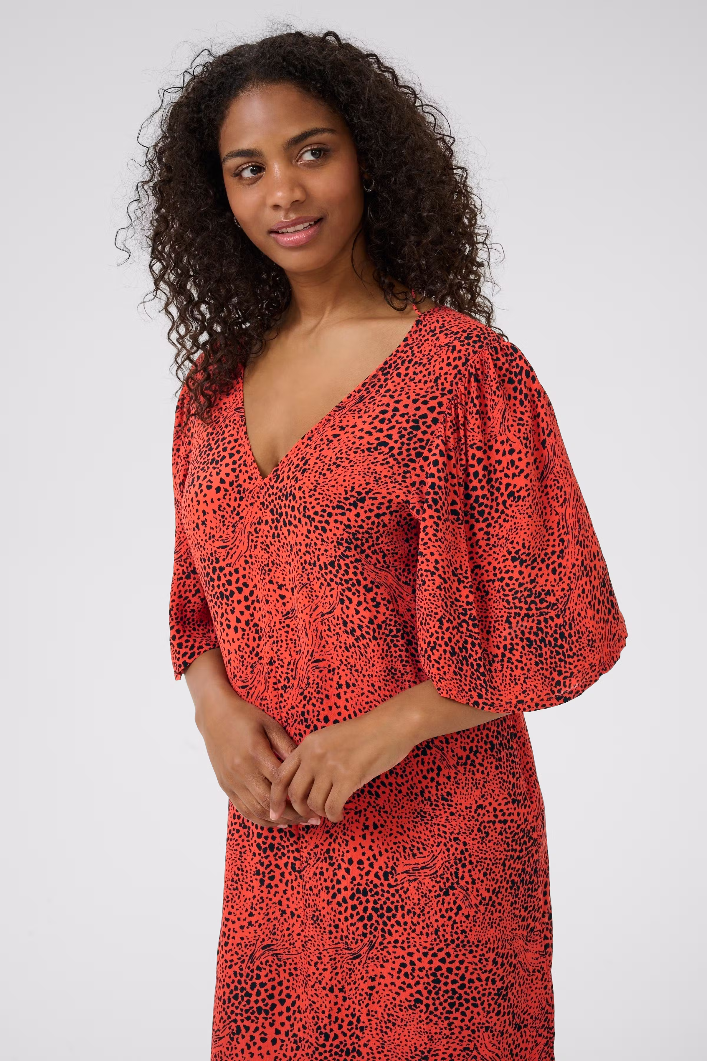 KAliana Kjole LOOKBOOK DETAIL 10509926-107428