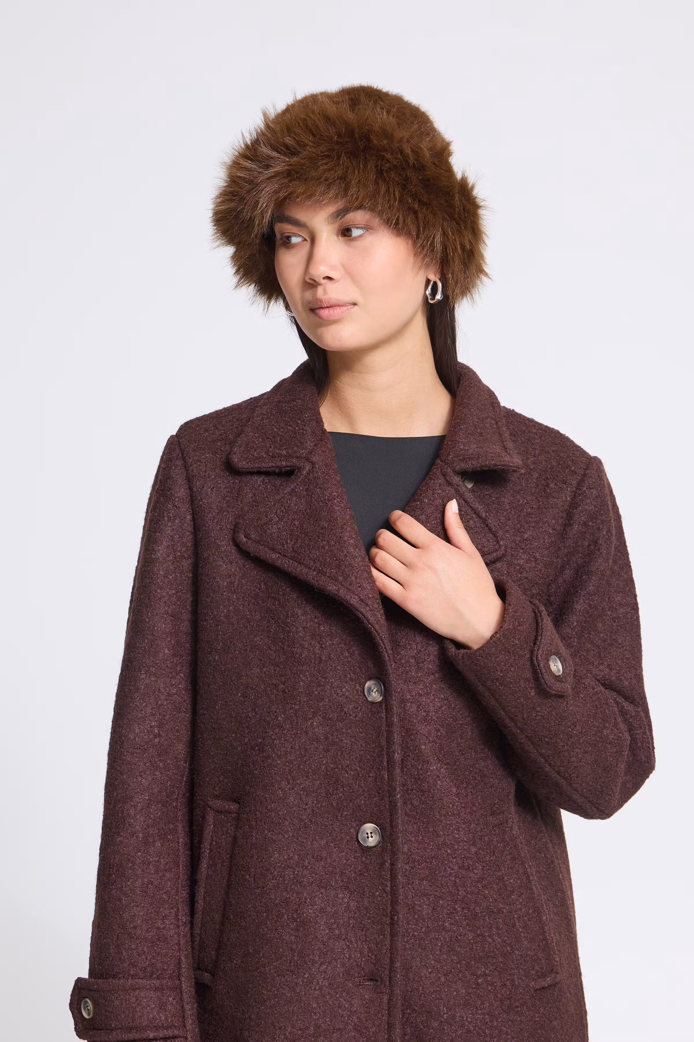 IAEBNA Hatt LOOKBOOK FRONT 20126779-190915