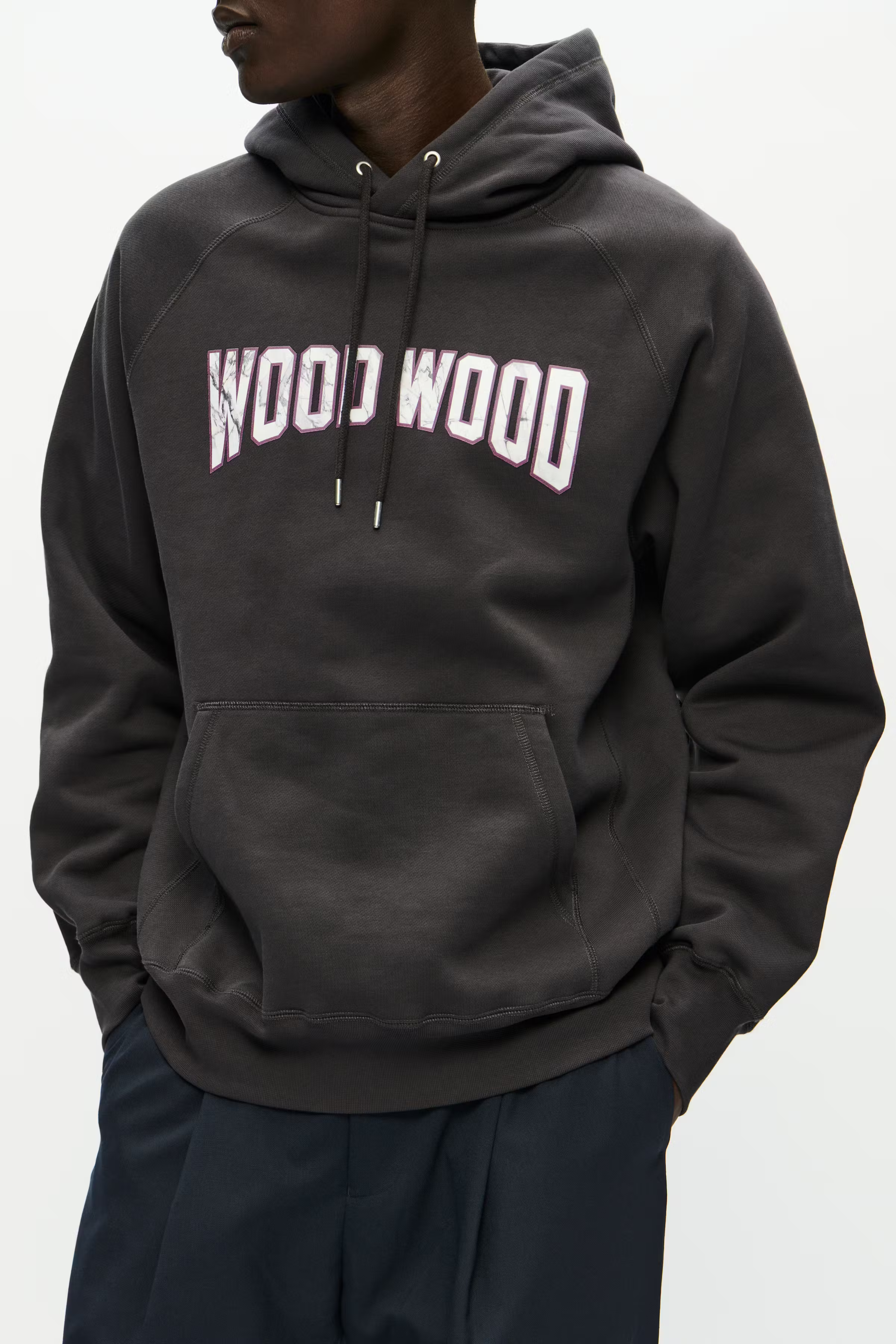 WWFred Arch Sweatshirt LOOKBOOK DETAIL 30251372-191102