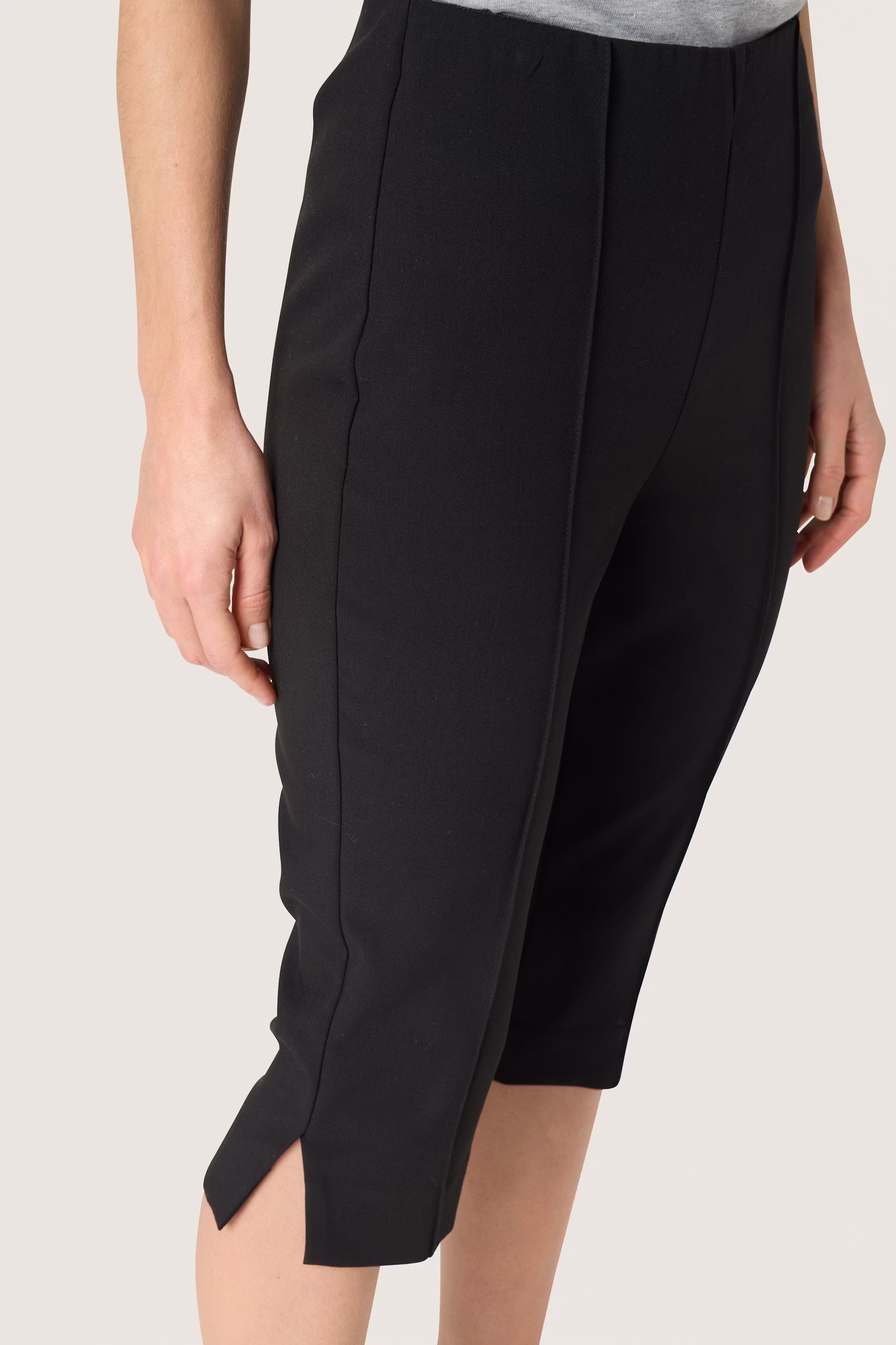 SLCorinne Caprihosen LOOKBOOK DETAIL 30408498-194008