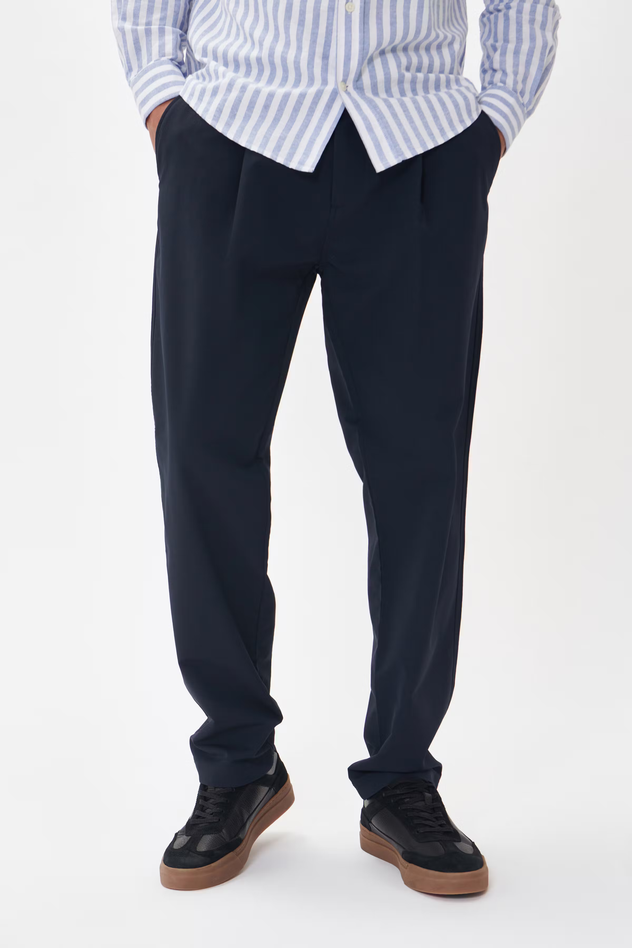 MALamond Lederschuhe LOOKBOOK FRONT 30207024-300275