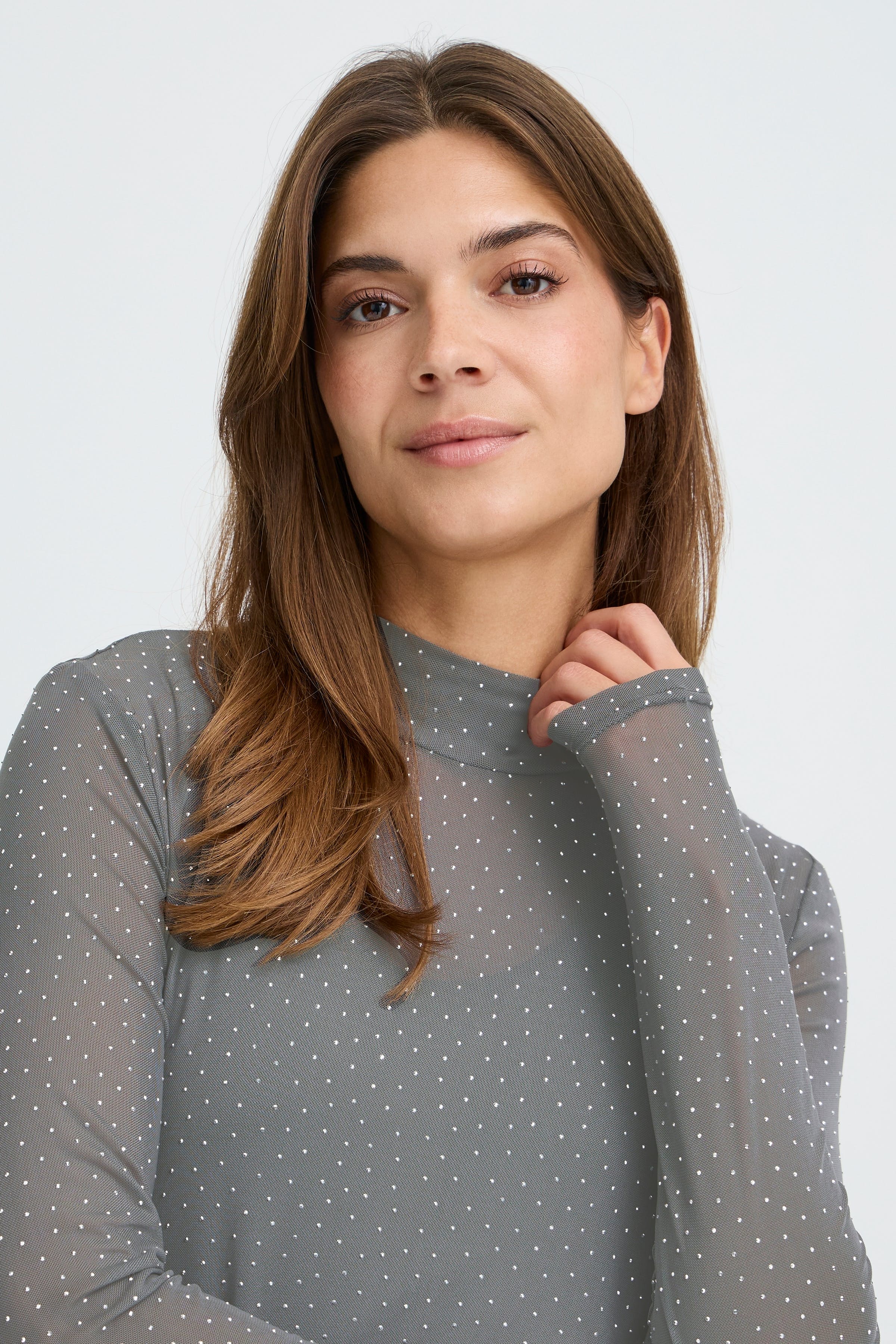 PZDANA T-shirt LOOKBOOK DETAIL 50210139-180201