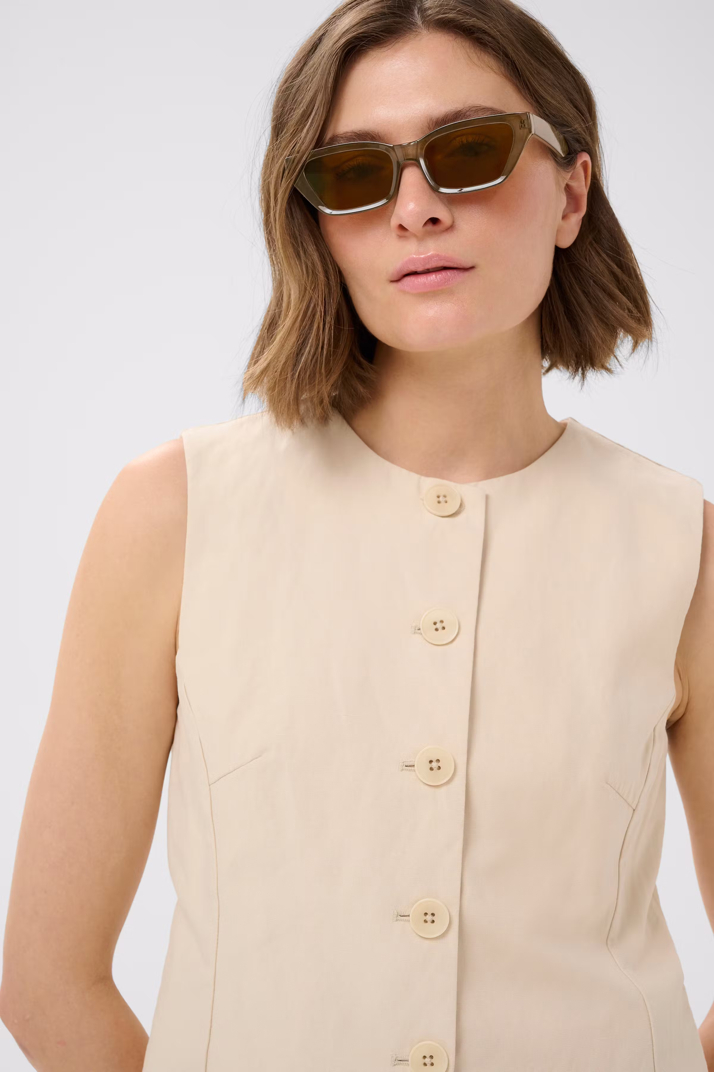 RebbiePW Solbriller LOOKBOOK DETAIL 30309693-190820