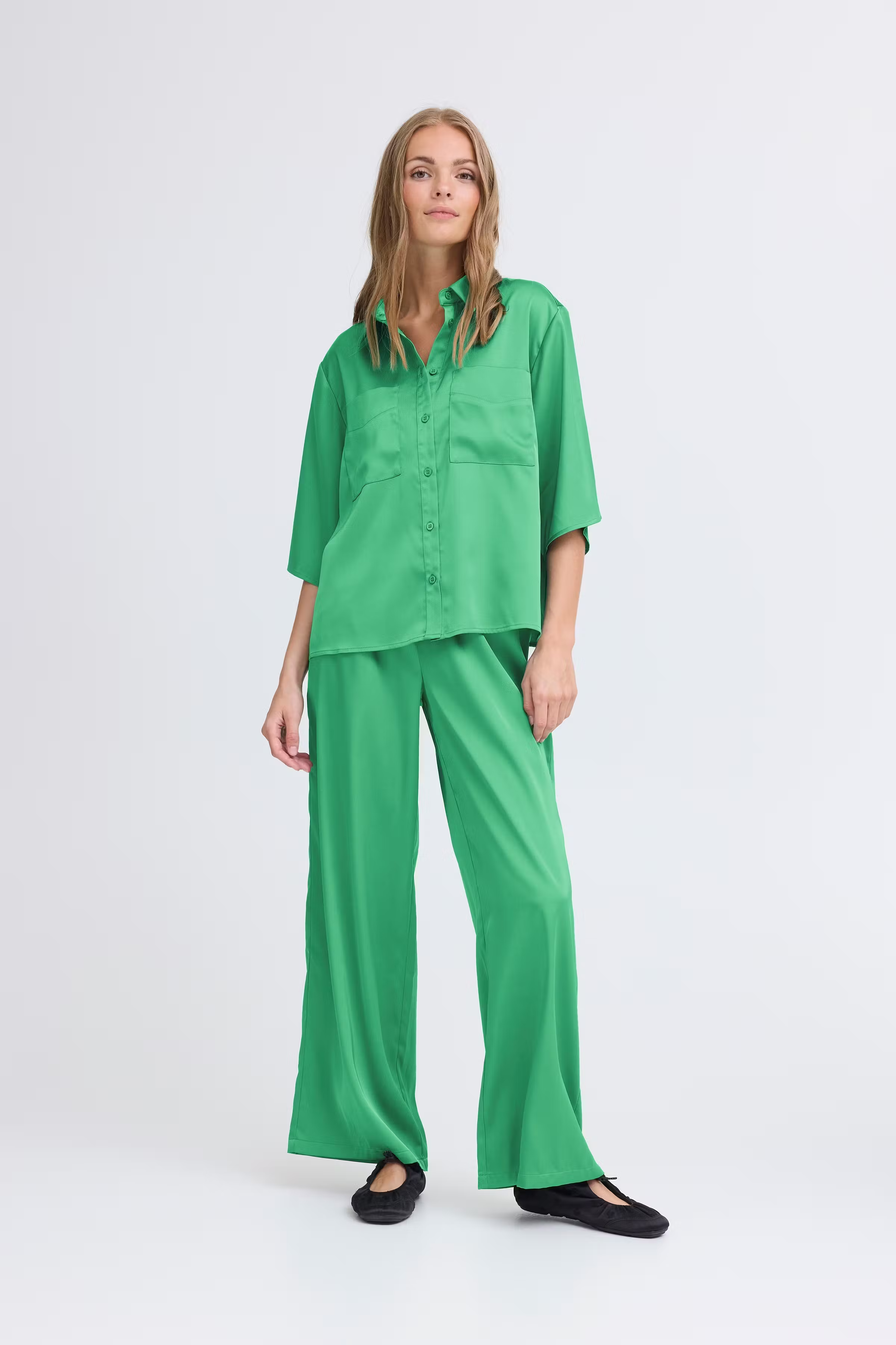 IHNIMA Bluse LOOKBOOK FRONT 20123839-175923