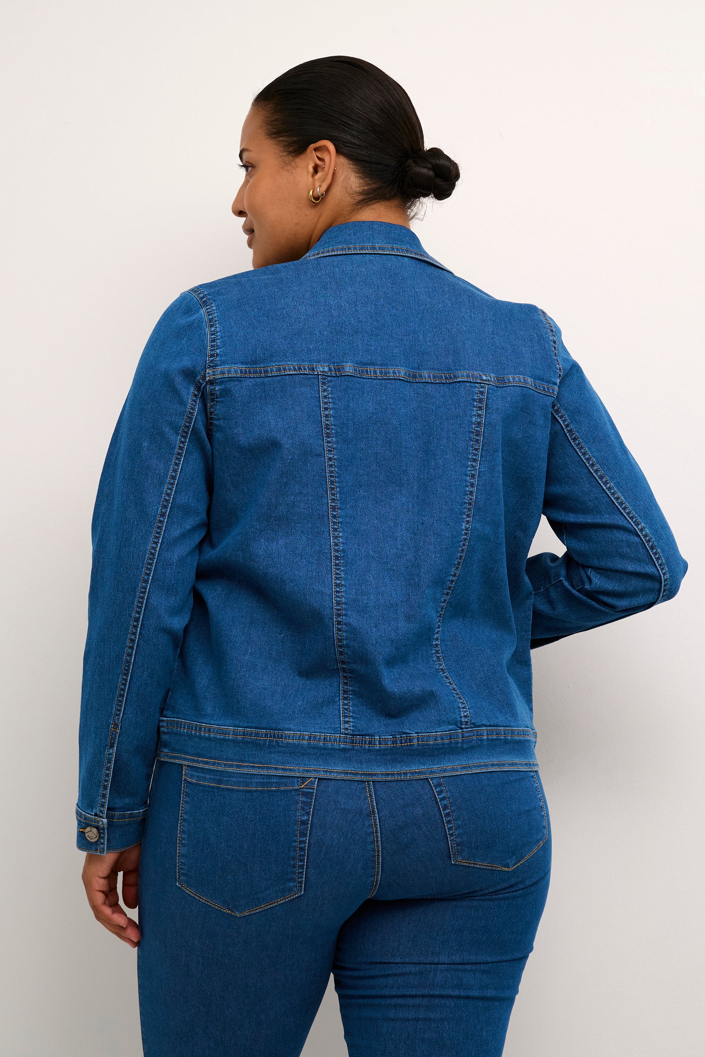 KCvicka Causal Denim Jas LOOKBOOK BACK 10581452-103758