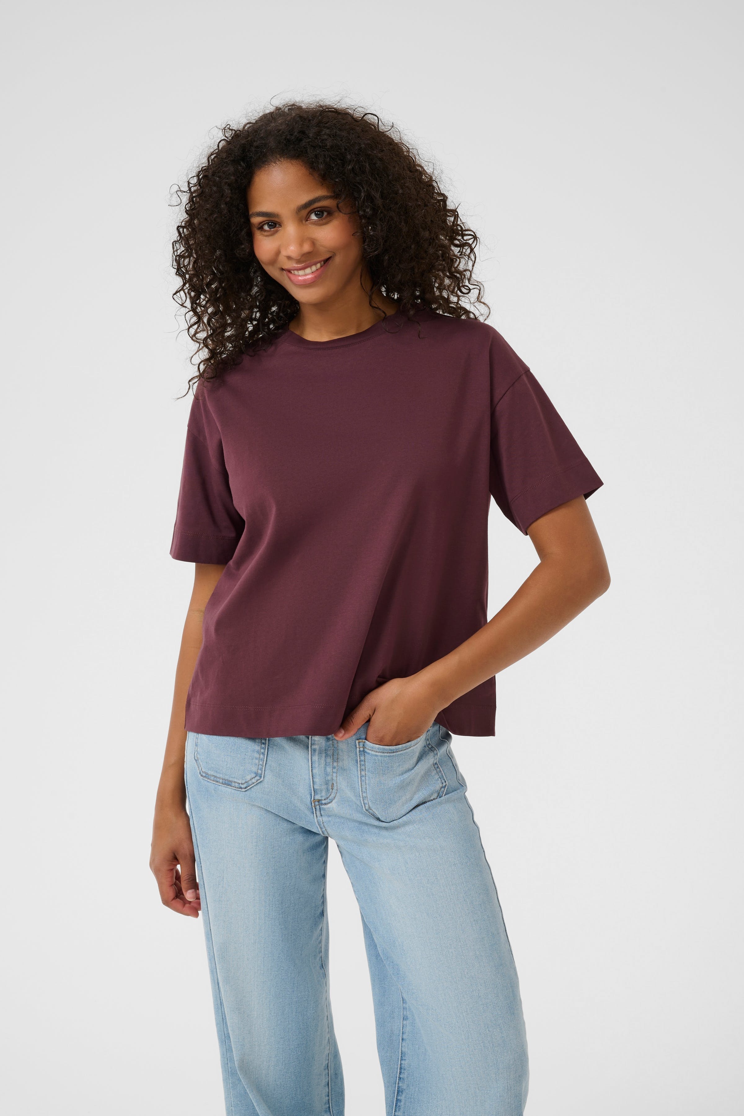 KAtomina T-shirt LOOKBOOK FRONT 10509743-191619