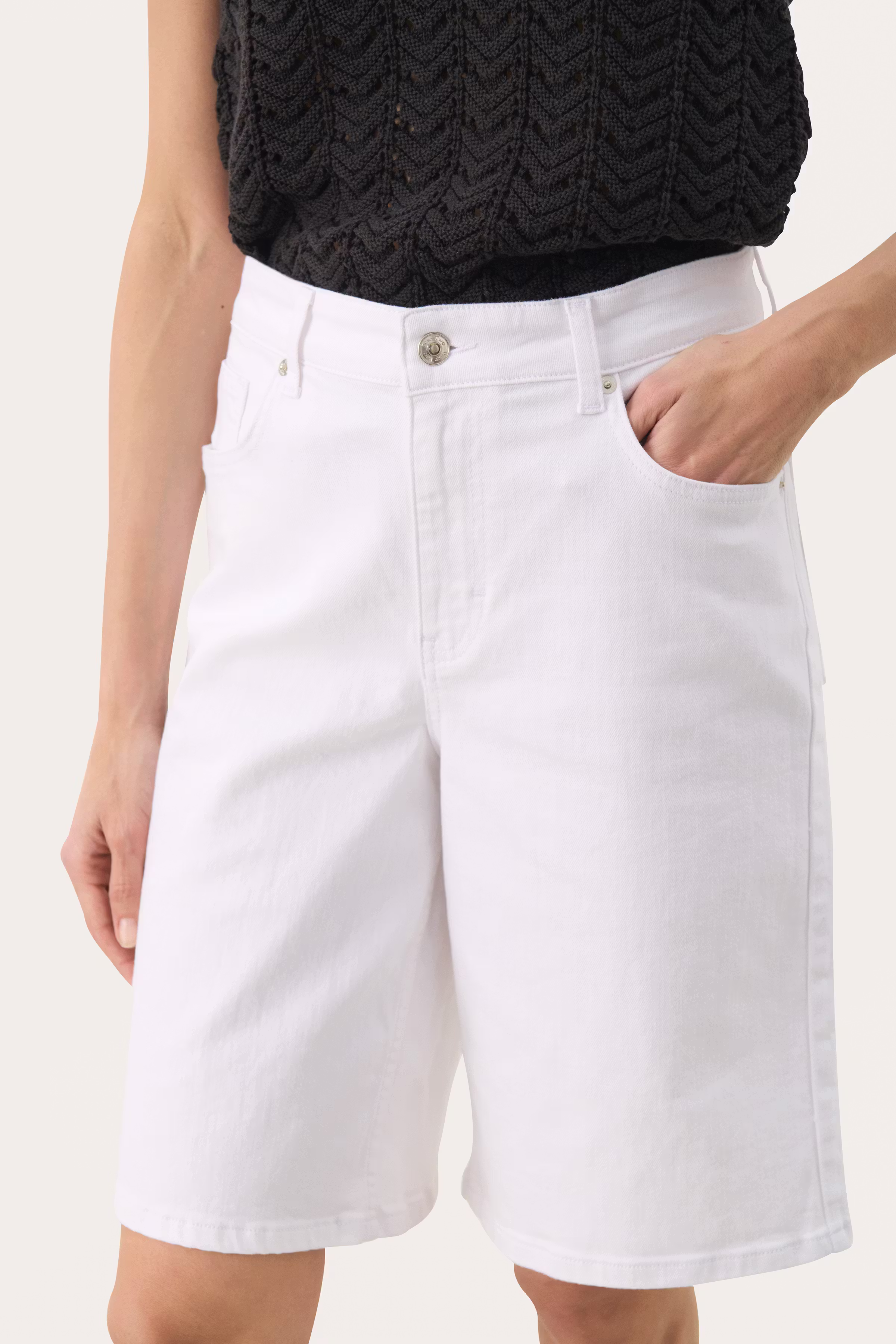 RafaellaPW Shorts LOOKBOOK DETAIL 30309598-110601