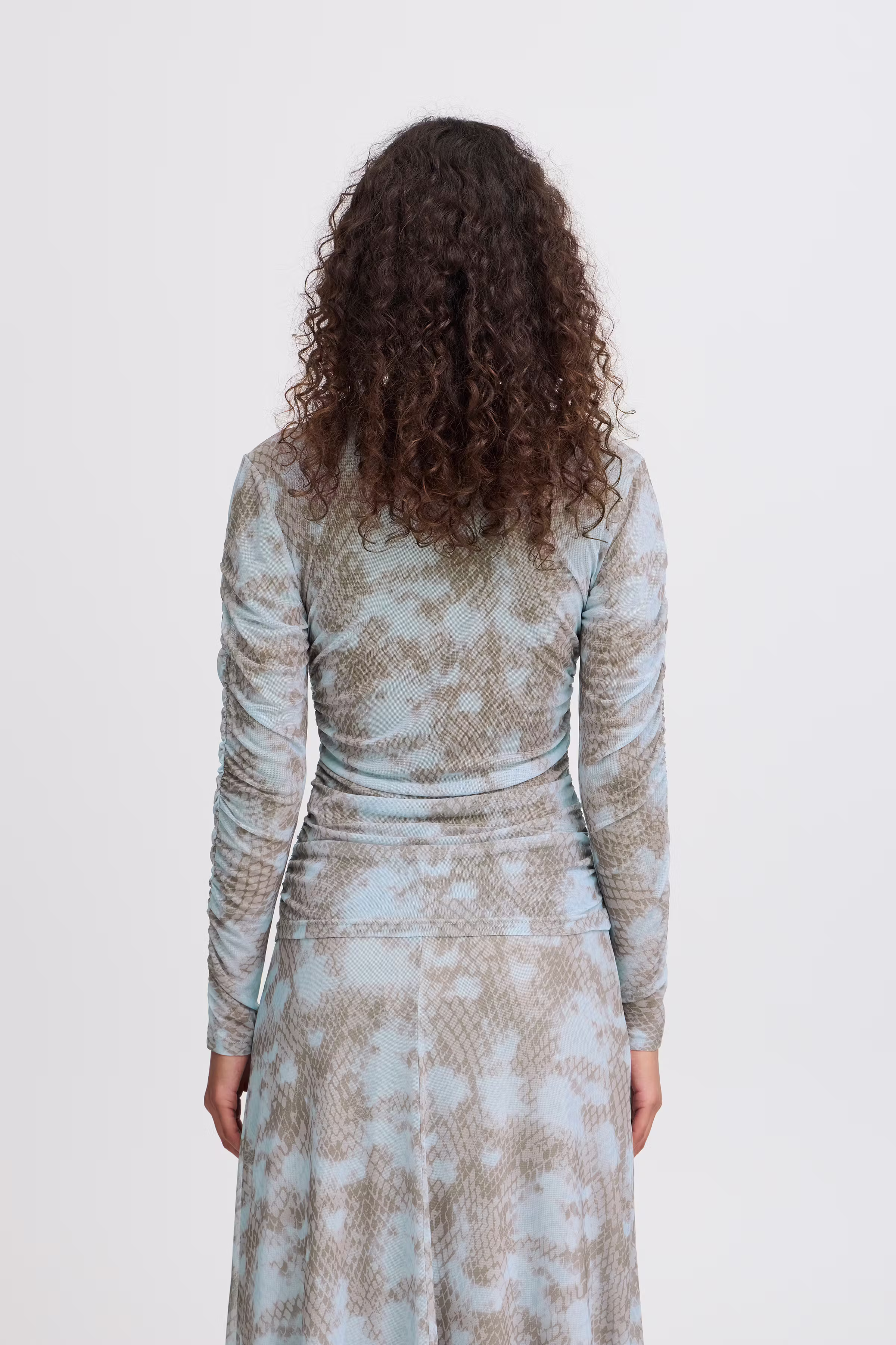 IHISTA T-shirt LOOKBOOK BACK 20121495-203268