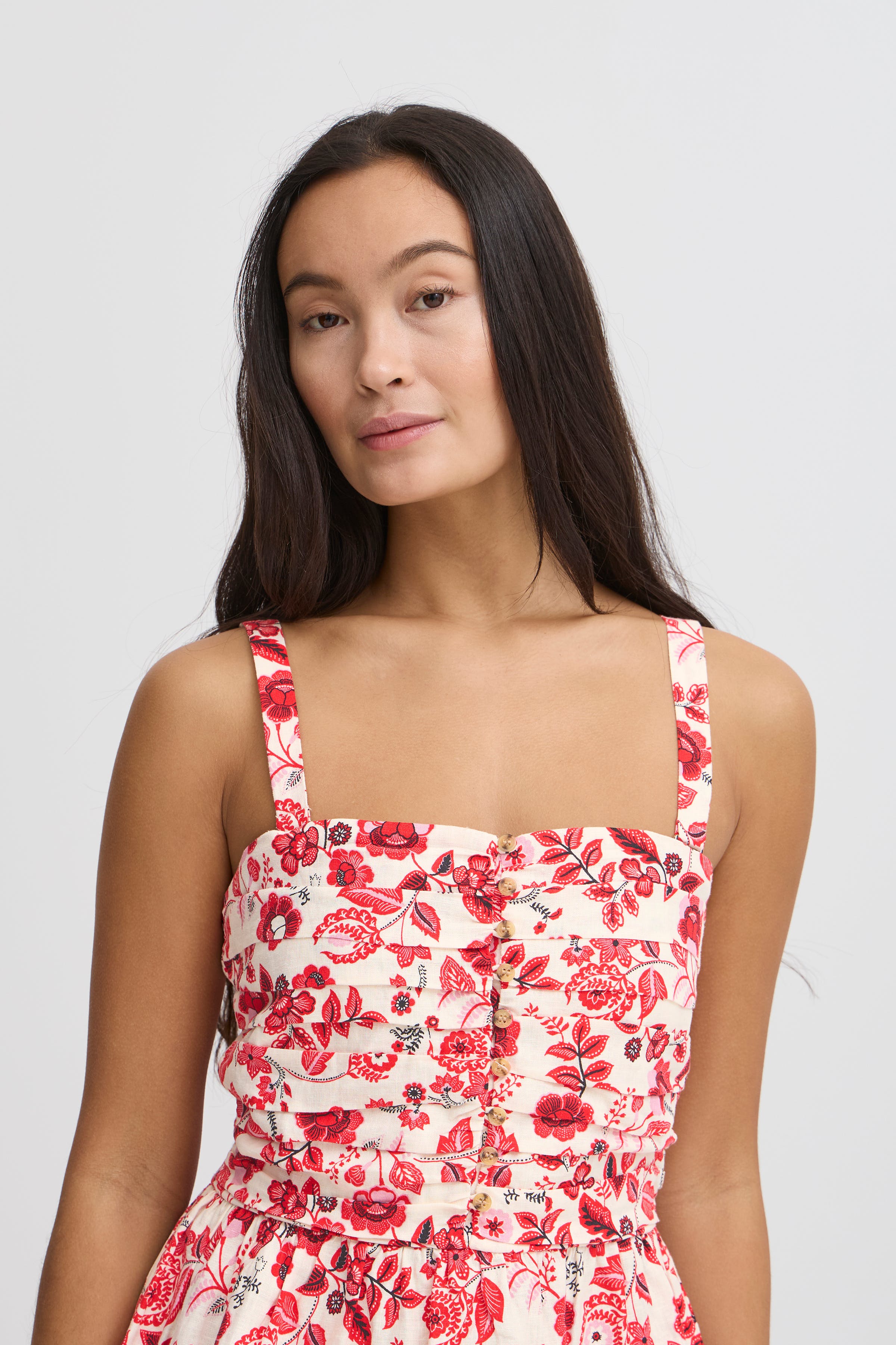 IRANNA Kortermet bluse LOOKBOOK DETAIL 20122622-130905