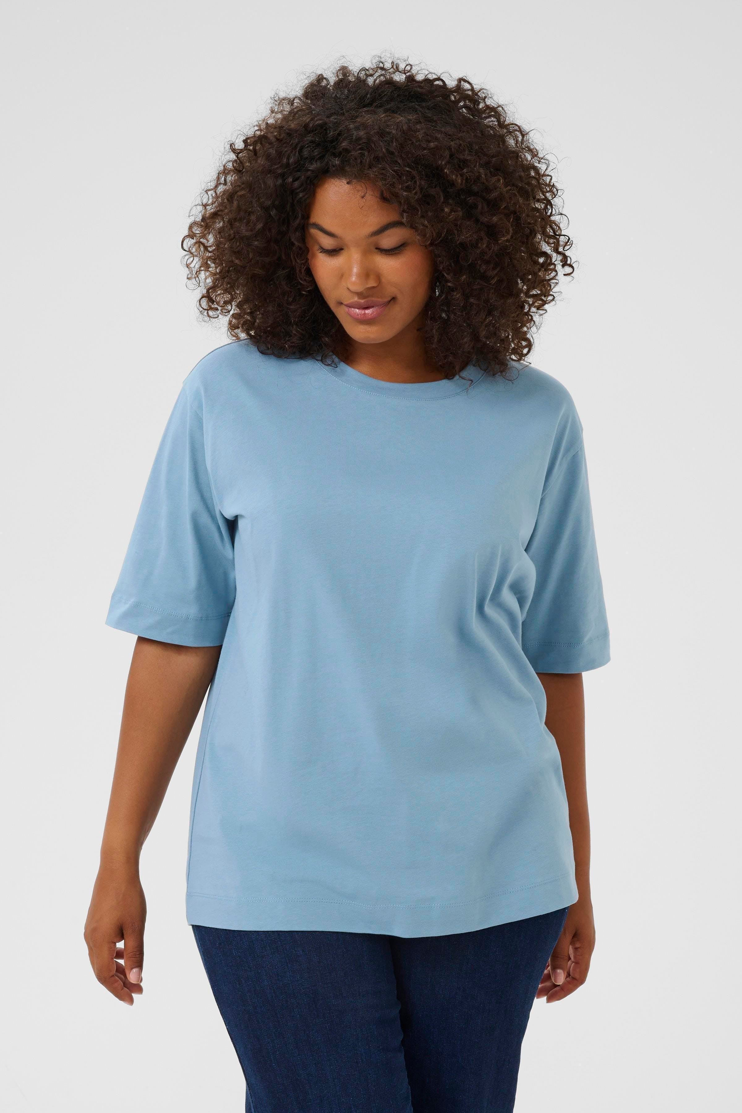 KCmina T-shirt LOOKBOOK FRONT 10583008-174018