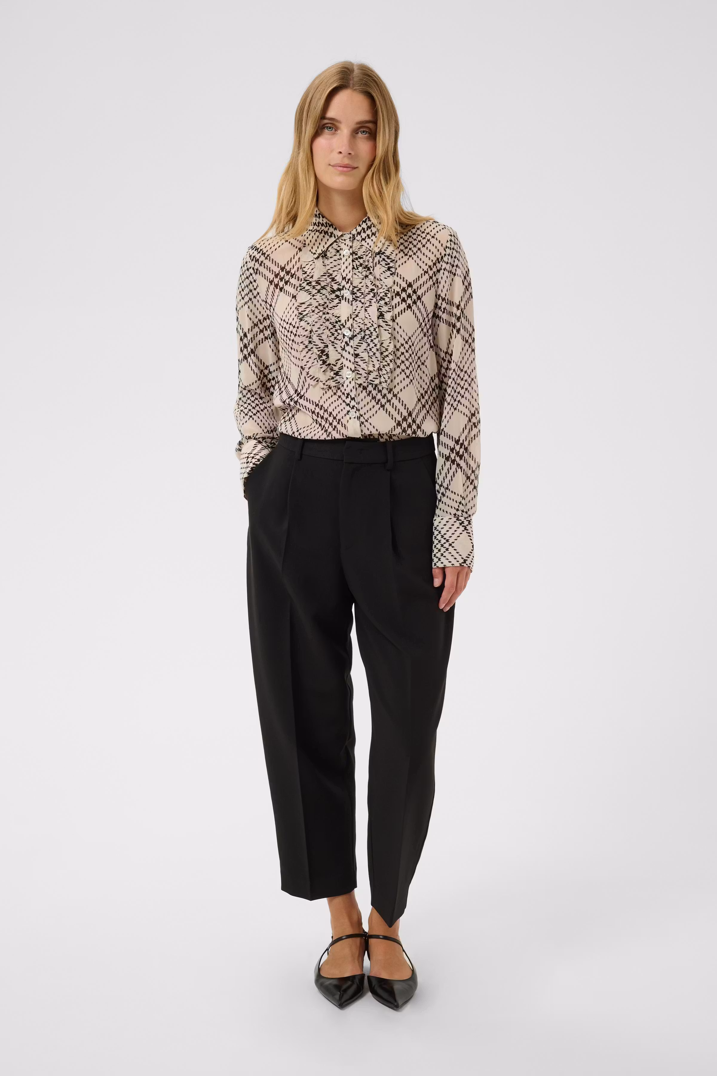 VanoraPW Skjorte LOOKBOOK FRONT 30310139-305303